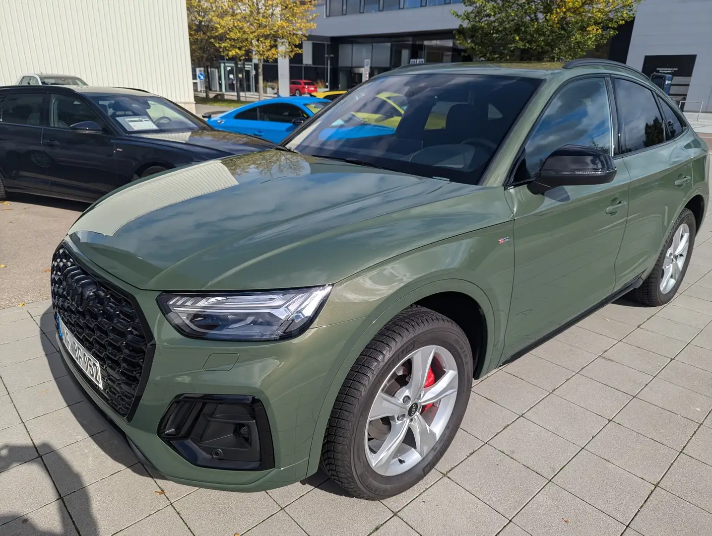 Audi Q5 Q5 Sportback 42424 Euro unter Neupreis 265 PS TFSI Grün - 1