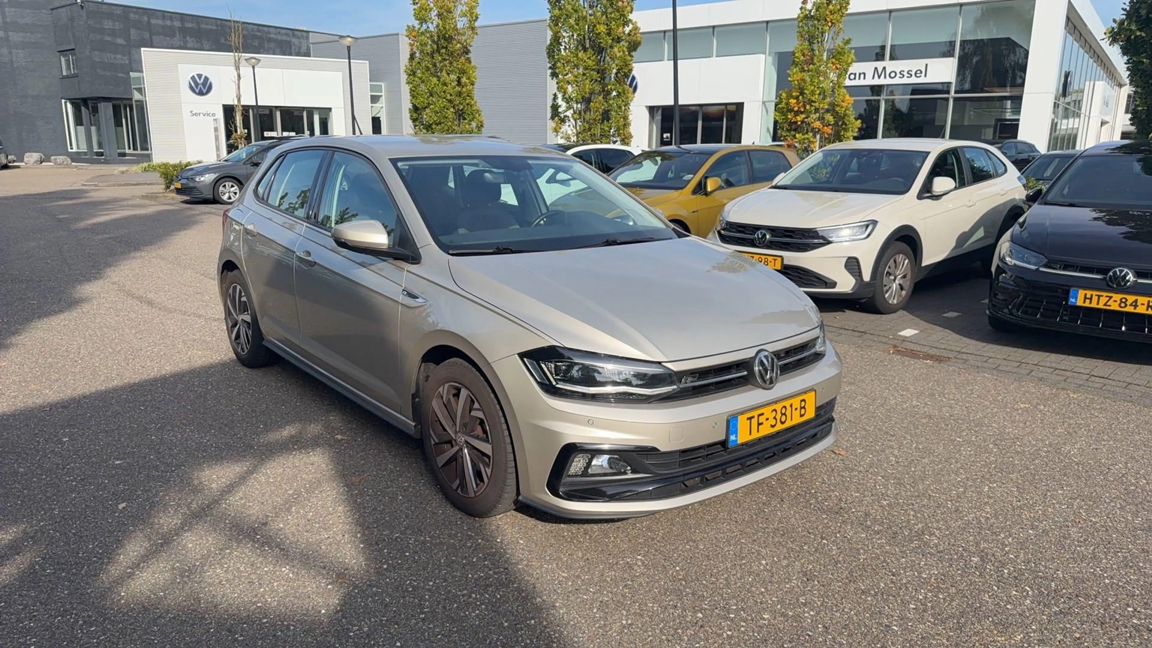 Volkswagen Polo 1.0 TSI Highline — photo 2