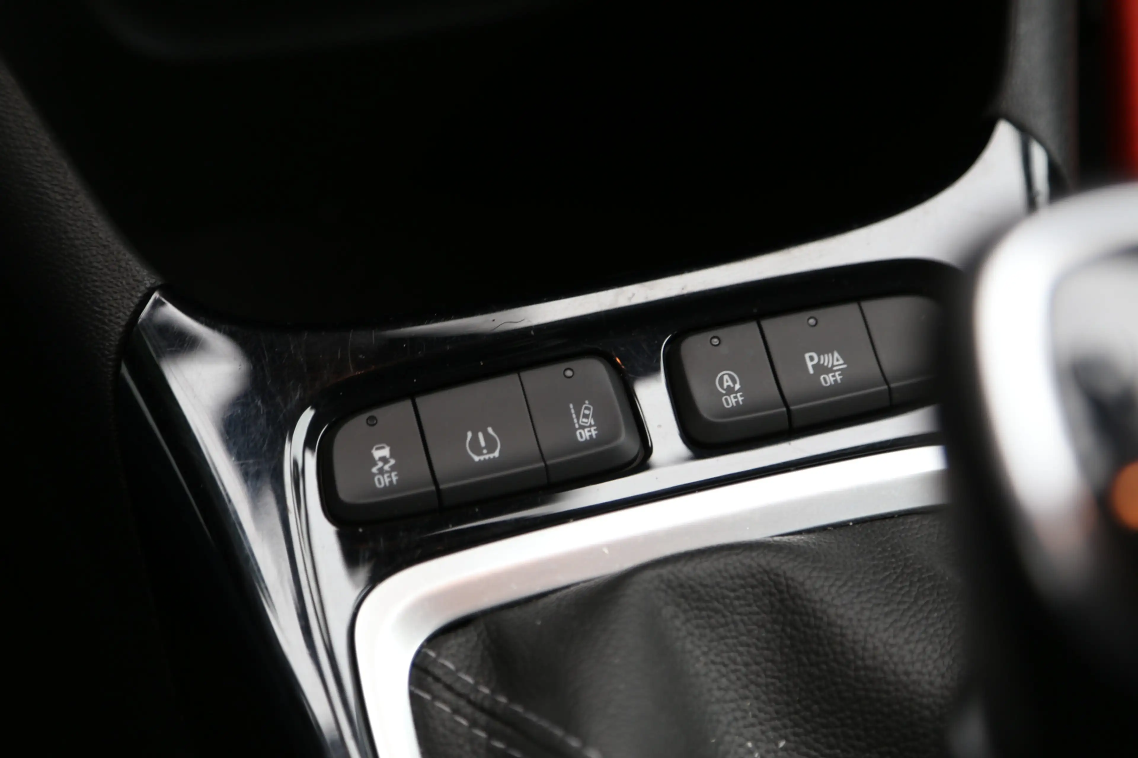 Opel Crossland 1.2 Turbo Elegance Navi Camera — photo 11