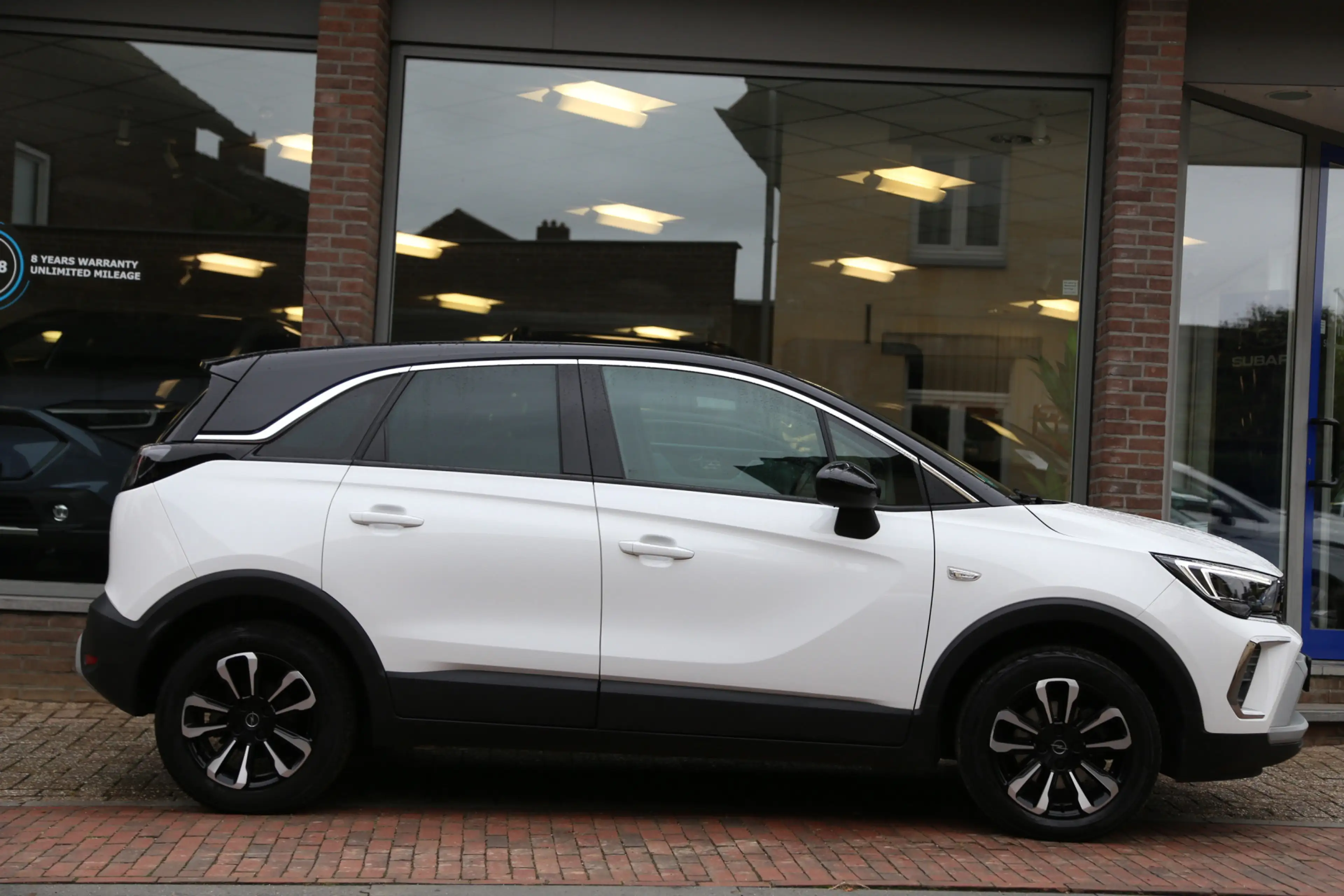 Opel Crossland 1.2 Turbo Elegance Navi Camera — photo 2