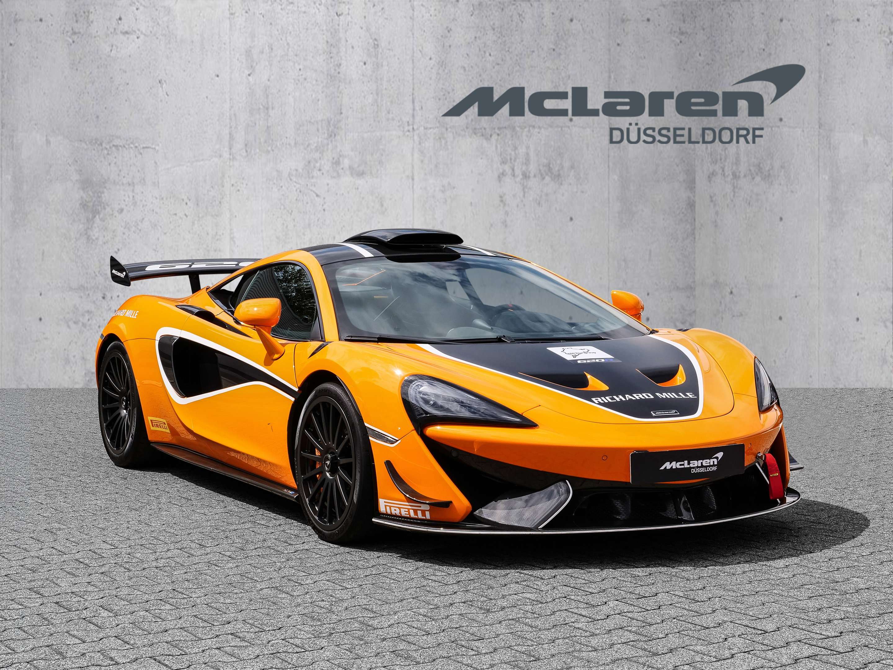 McLaren 620R
