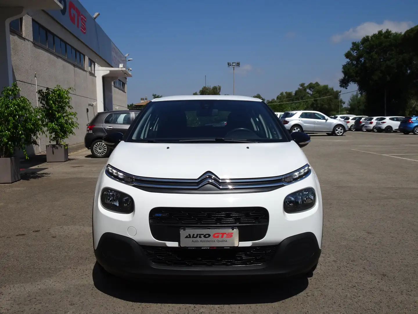 Citroen C3 C3 1.2 puretech Feel 82cv Neopatentati Bianco - 2