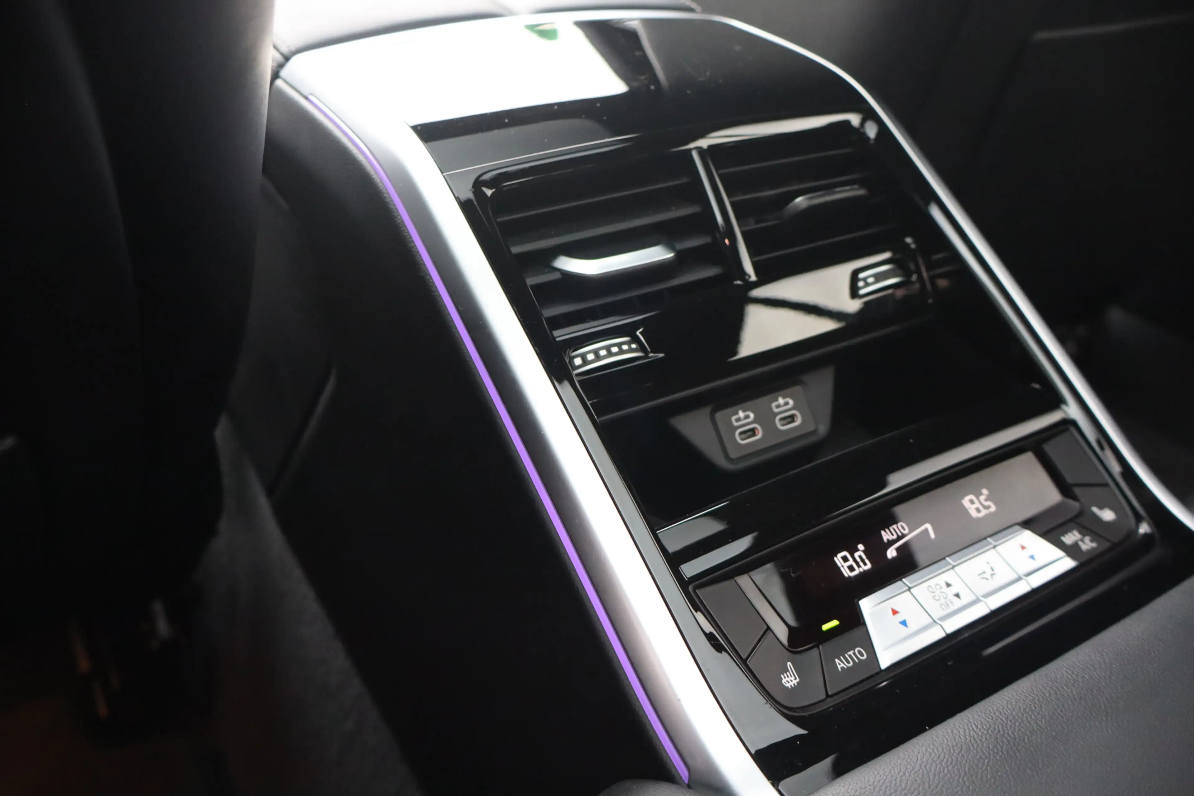 BMW 840 8-serie Gran Coupé 840i xDrive High Executive - NL — photo 49