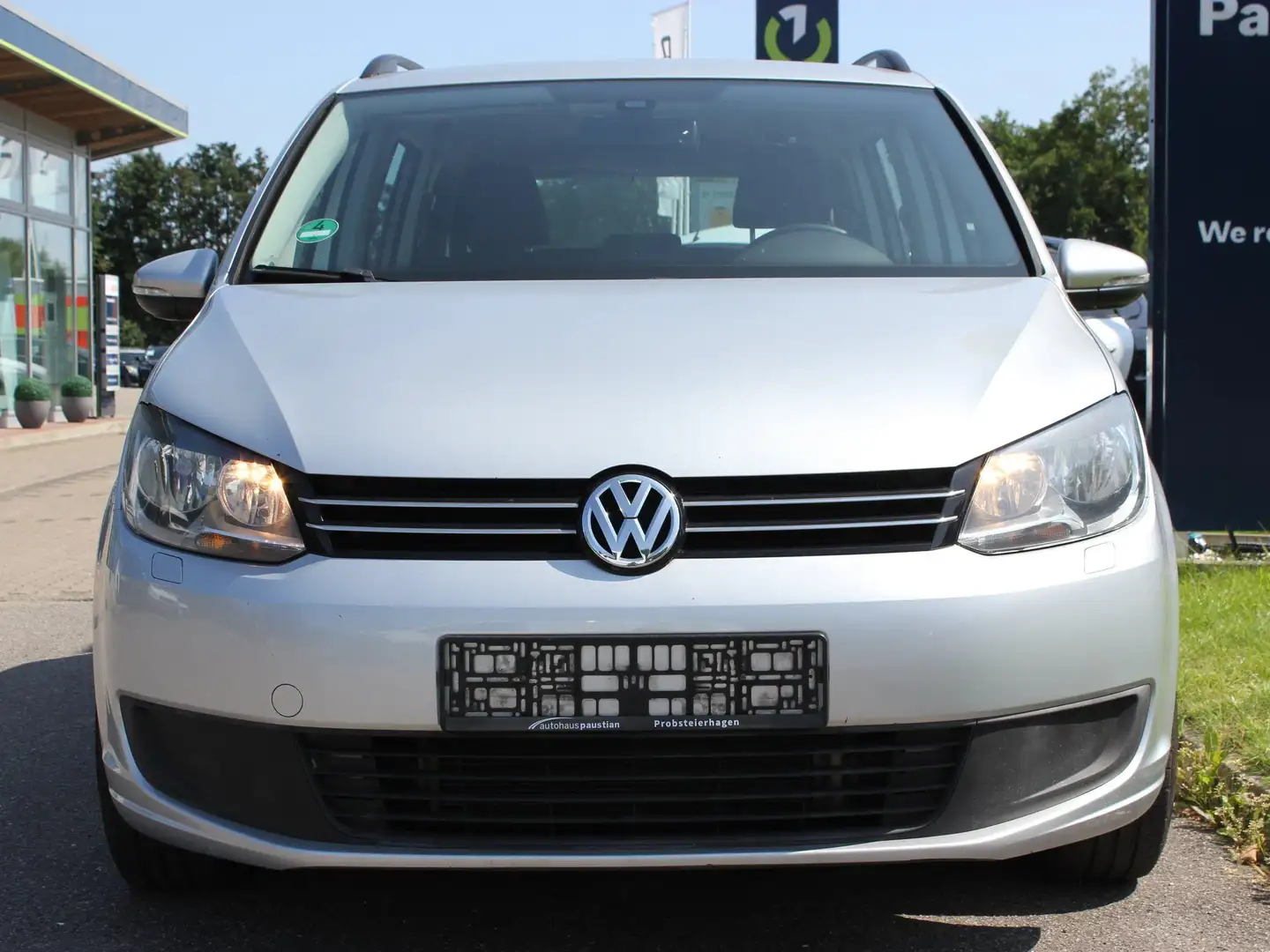 Volkswagen Touran Trendline Gris - 2