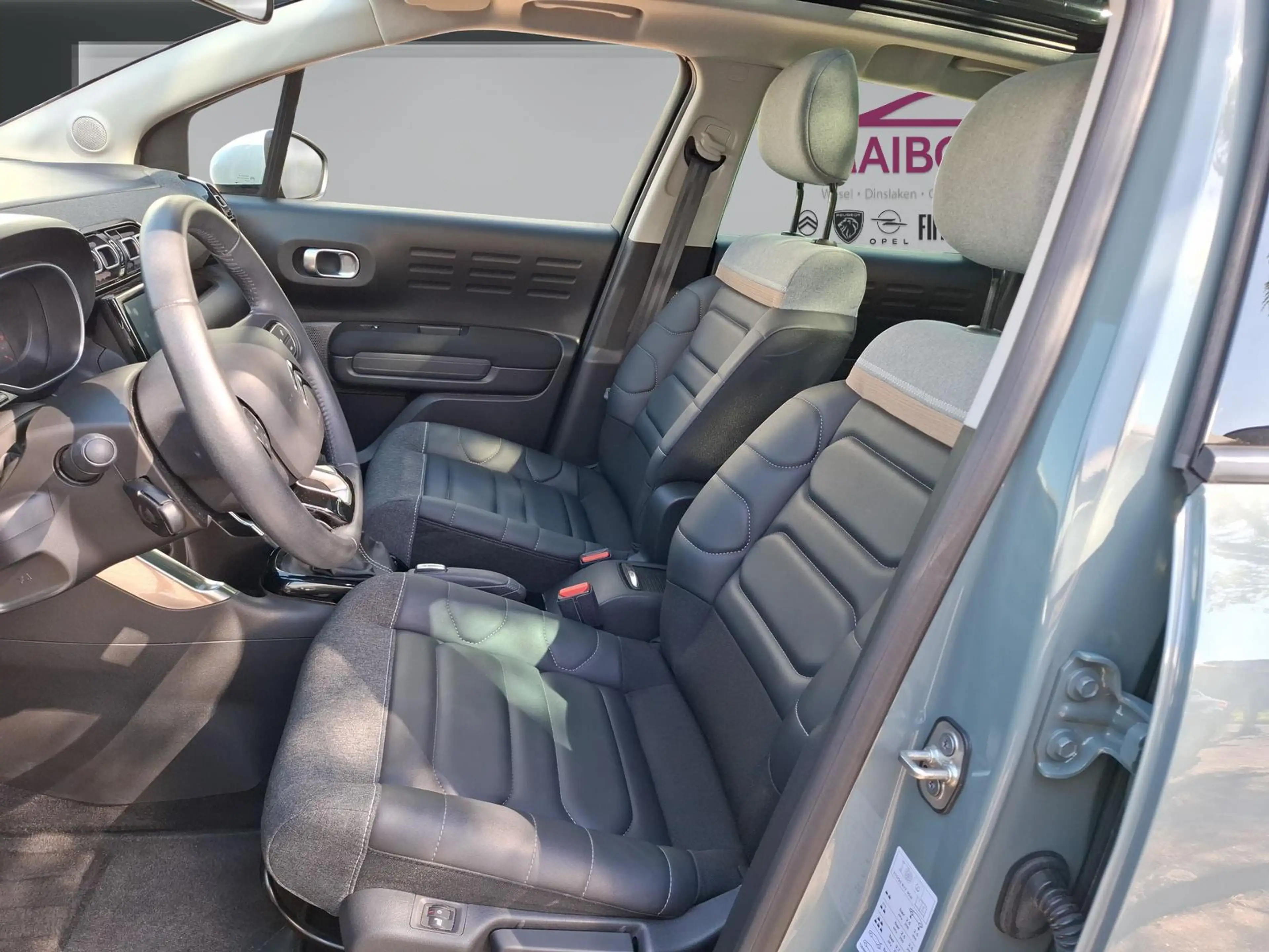 Citroen C3 Aircross Shine ,110 PS, Standort Geldern — photo 15