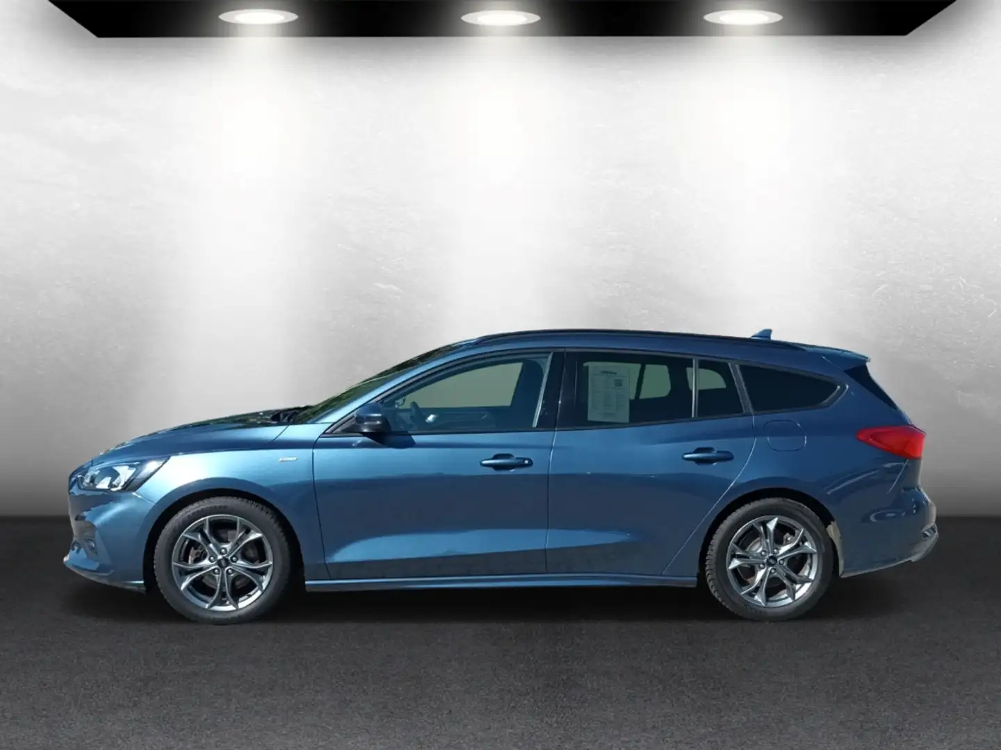 Ford Focus ST-Line 1.0 EcoBoost Mild-Hybrid Turnier Blau - 2
