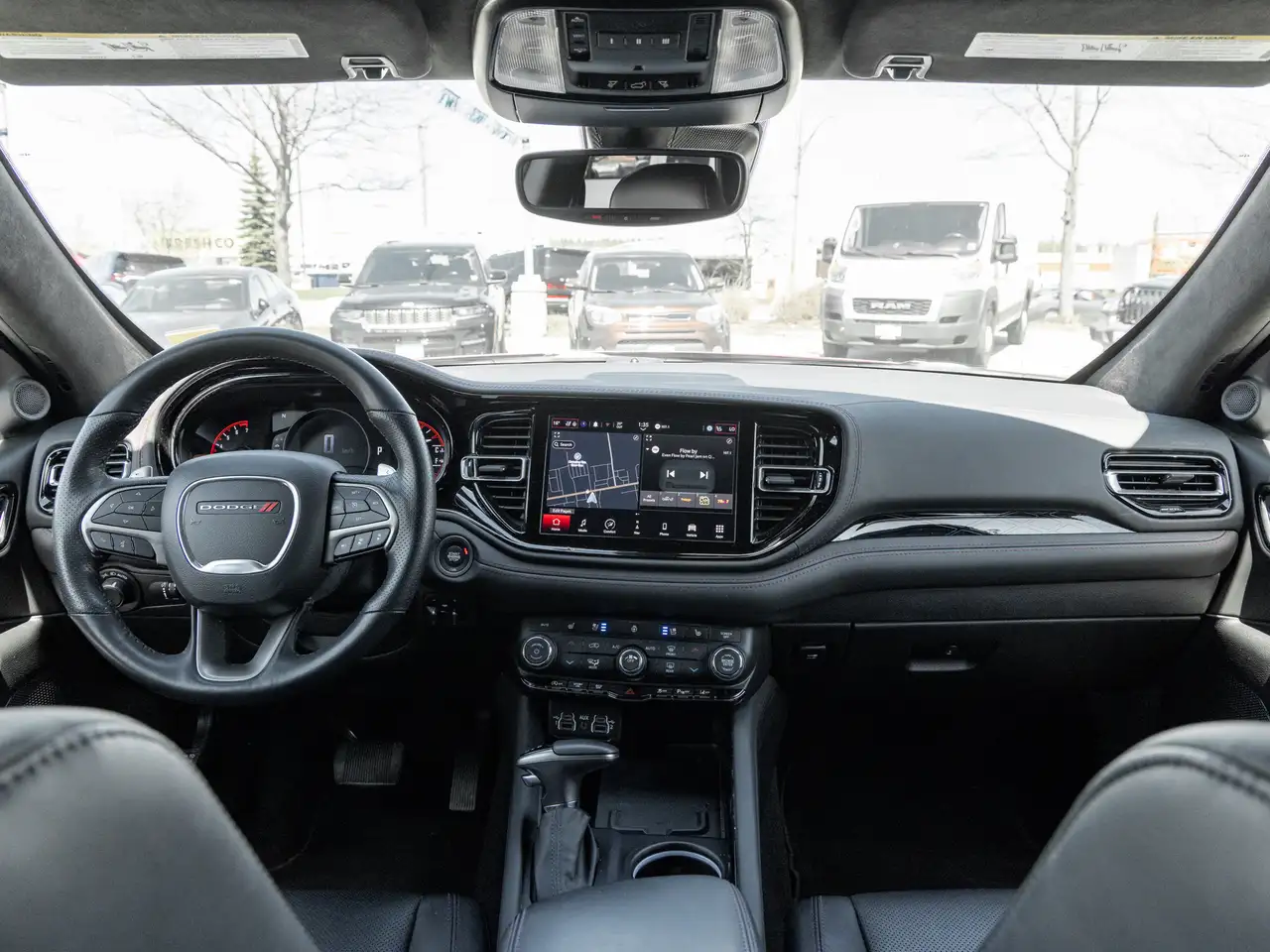 Dodge Durango снимка Dodge Durango