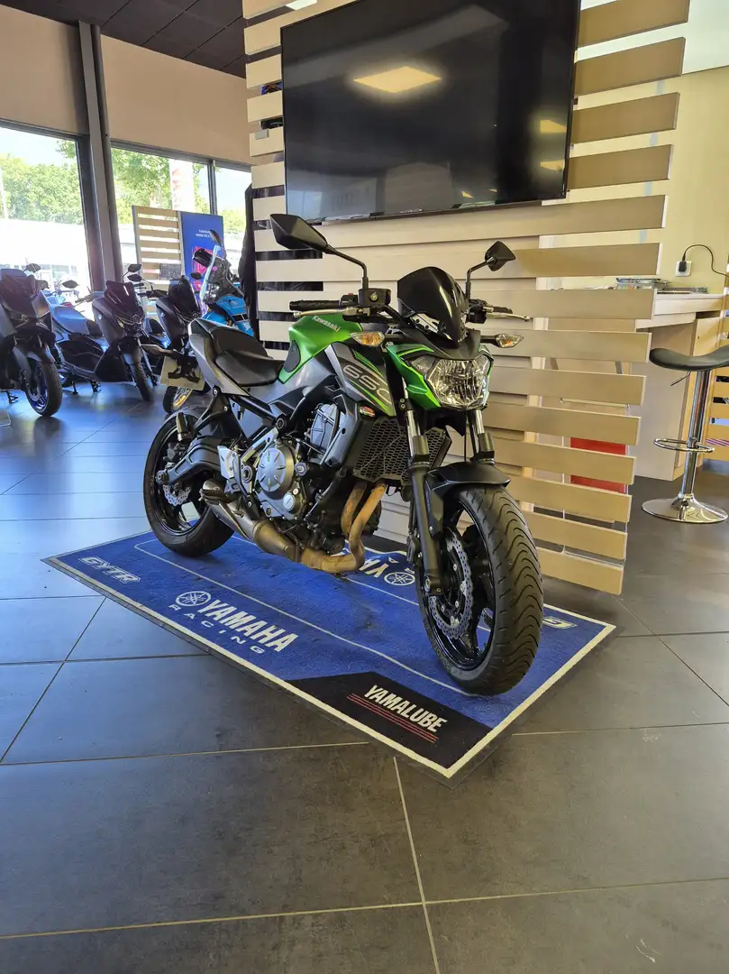 Kawasaki Z 650 Vert - 1