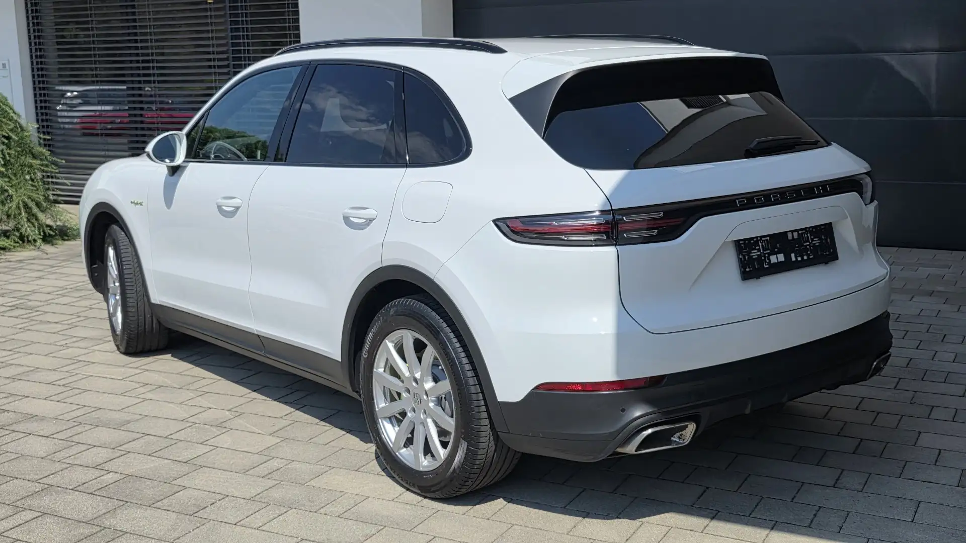 Porsche Cayenne III E-Hybrid NEUER PREIS !! Weiß - 2