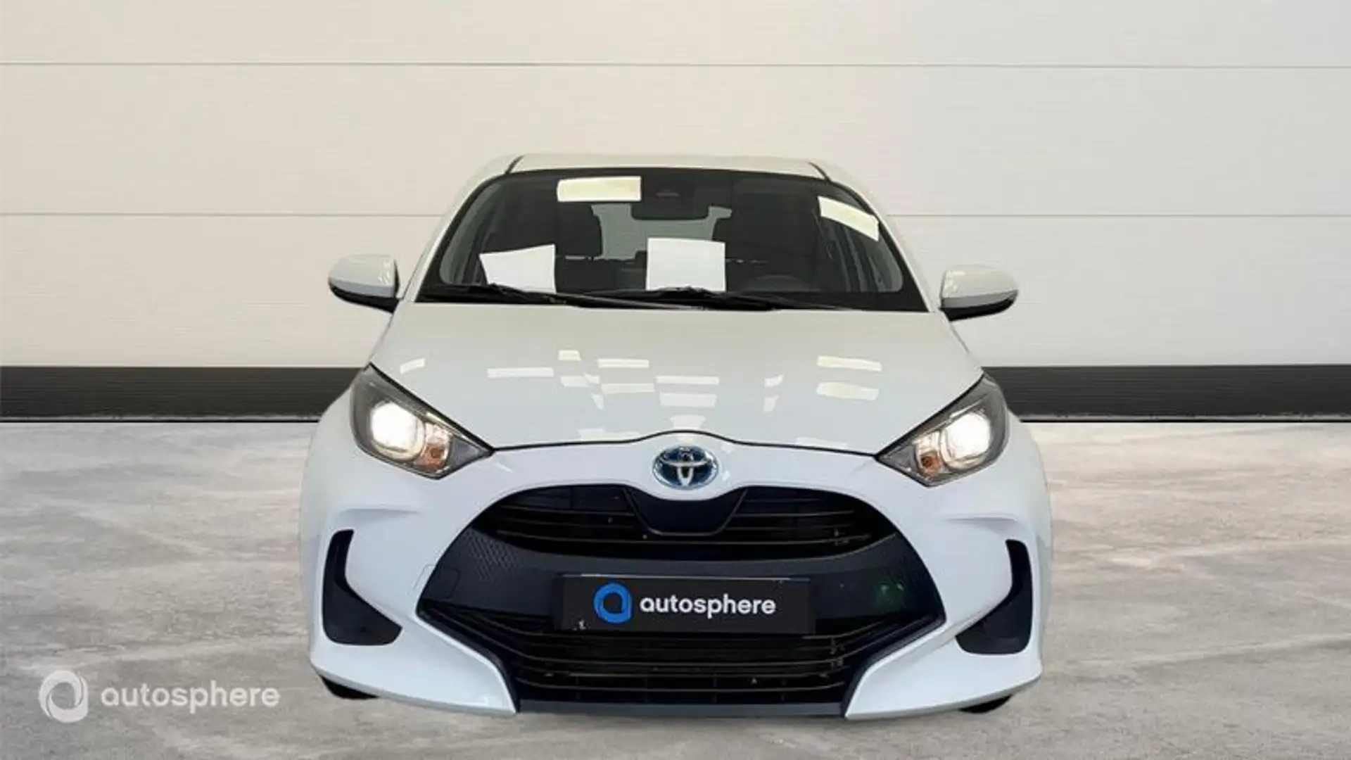 Toyota Yaris 116h Dynamic 5p MY22 - 2