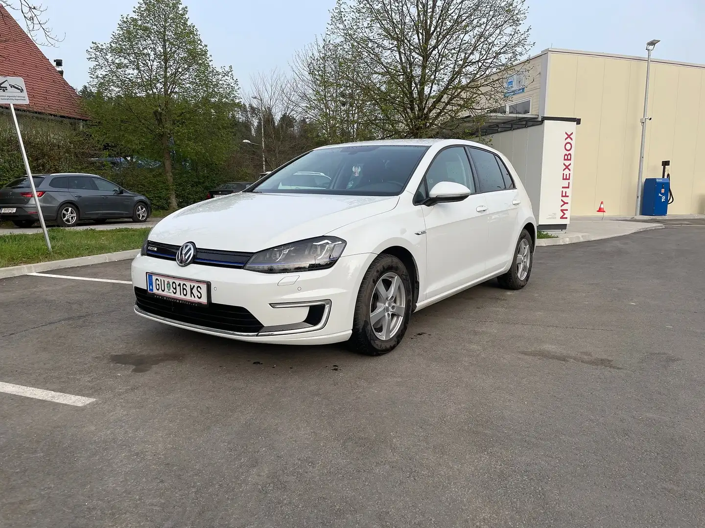 Volkswagen e-Golf Wärmepumpe - Abstandstemp. - Keyless entry Weiß - 1