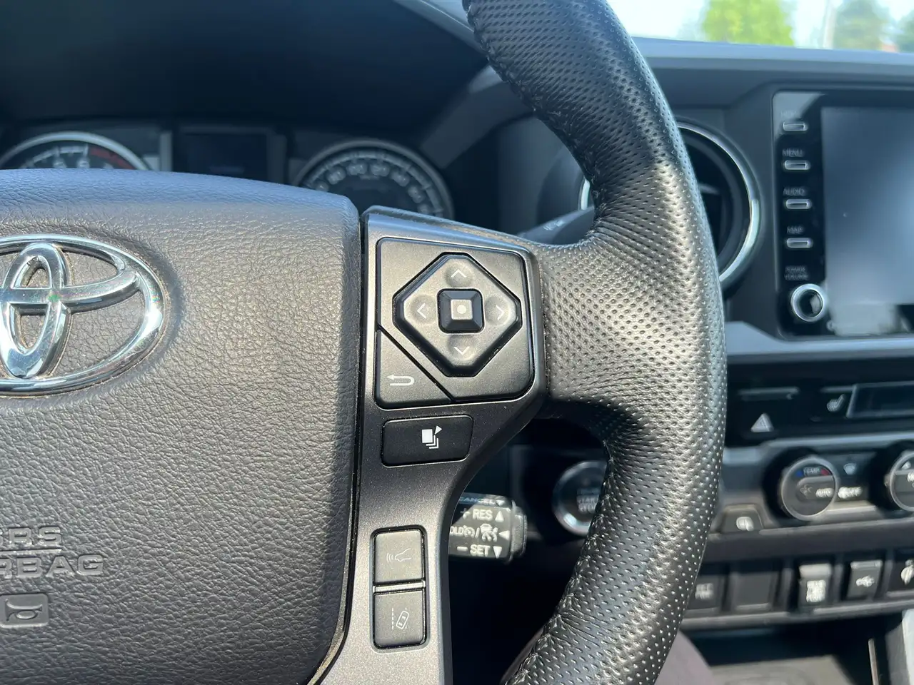 Toyota Tacoma снимка Toyota Tacoma