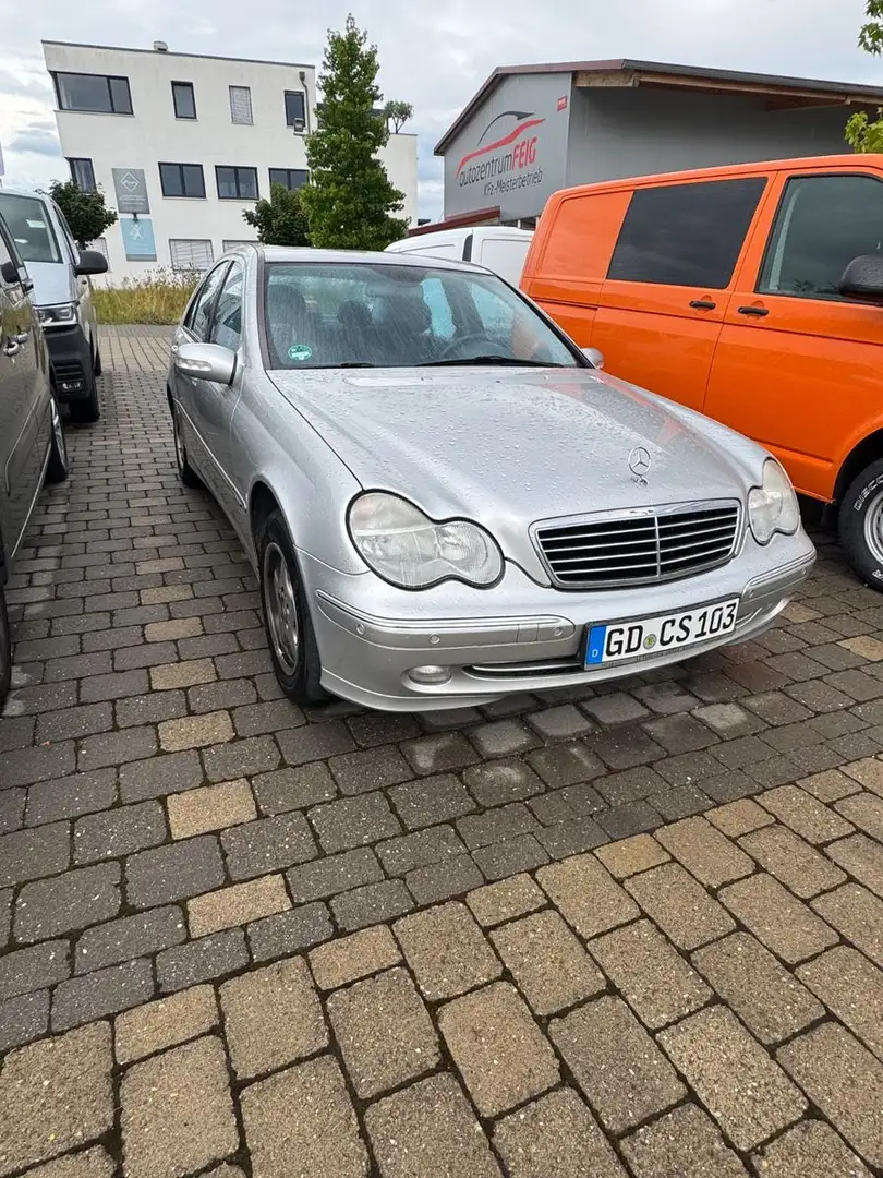 Mercedes-Benz C 200 Kompressor-Avantgarde-Automatik-ESD-Navi ! Plateado - 2