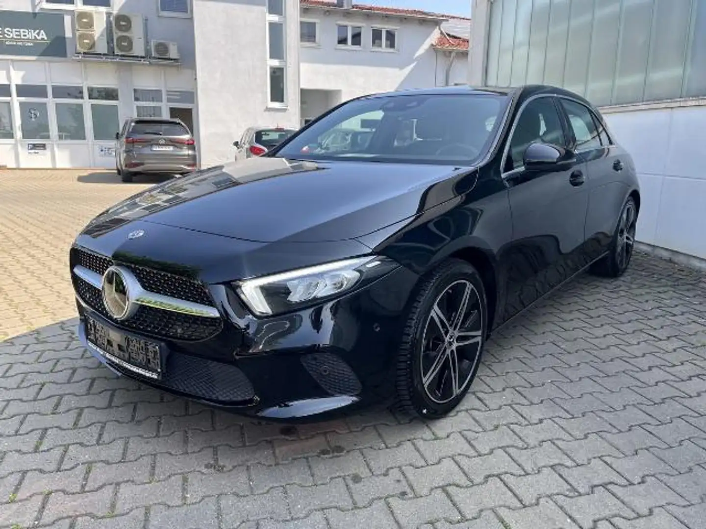 Mercedes-Benz A 200 Progressive - Navi - DAB - Allwetterreifen - ACC Schwarz - 1