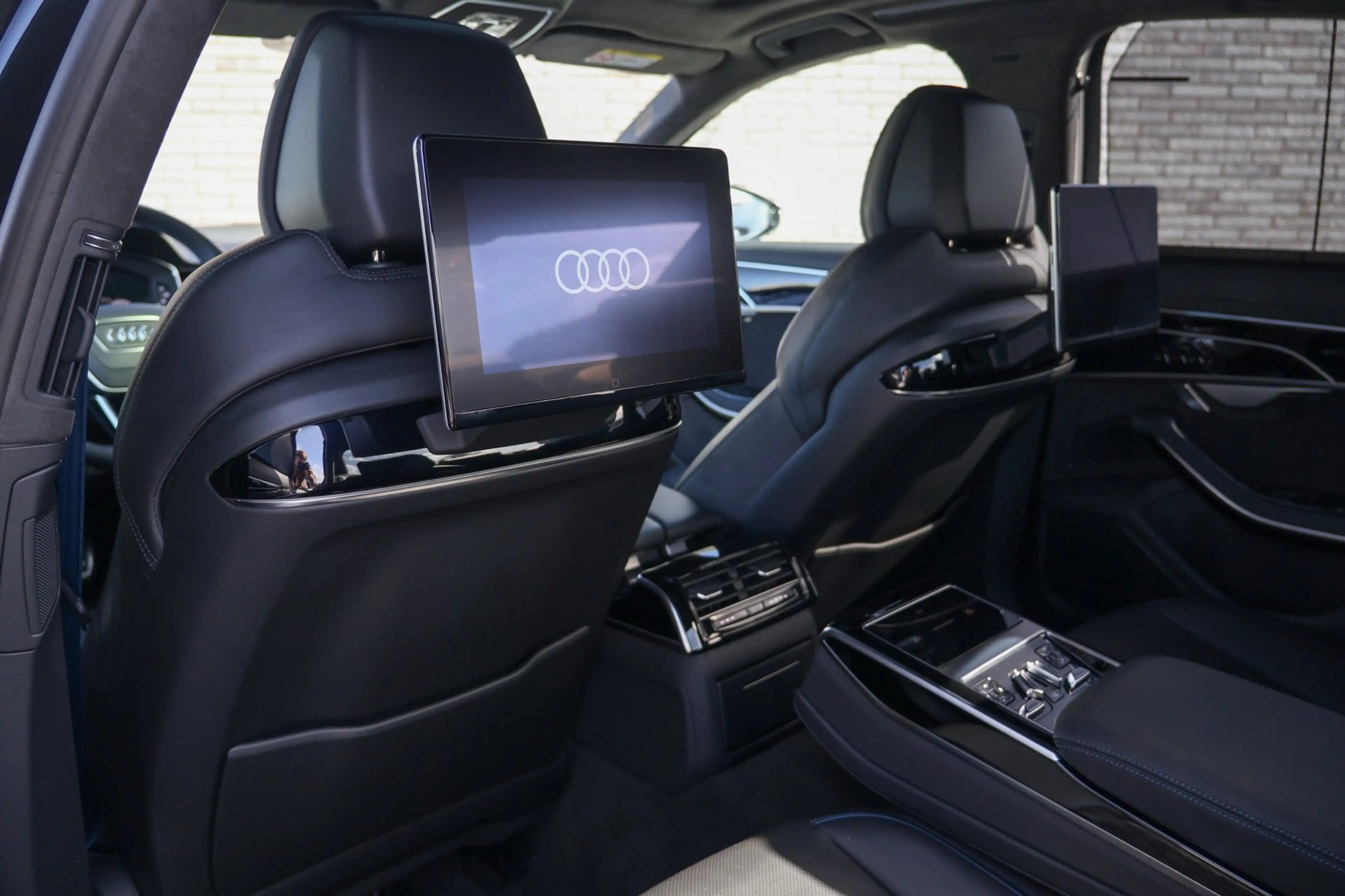 Audi A8 60 TFSI e * AUDI EXCLUSIVE * TV SCHERMEN * MASSAGE — photo 38
