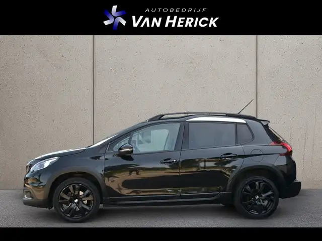 Peugeot 2008 view 2