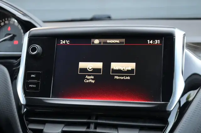 Peugeot 2008 view 12