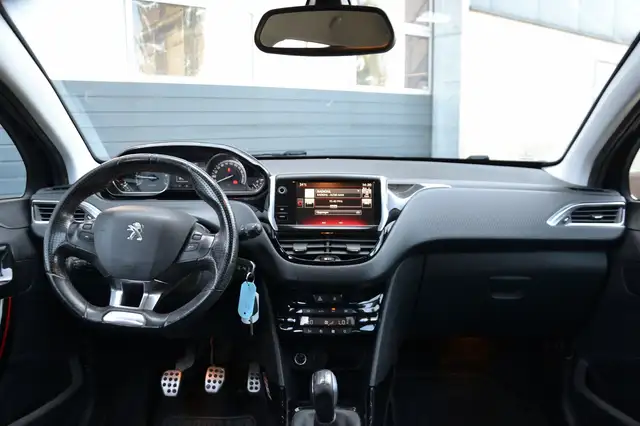 Peugeot 2008 view 8