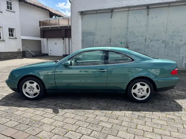 Mercedes-Benz CLK 200 CLK-Klasse Coupe Elegance TÜV/AU NEU NAVI KLIMA