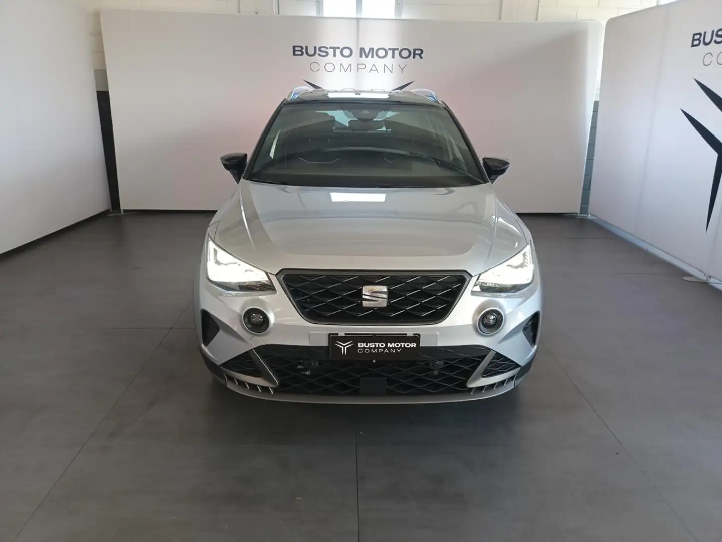 SEAT Arona 1.0 EcoTSI 110 CV DSG FR Argent - 2