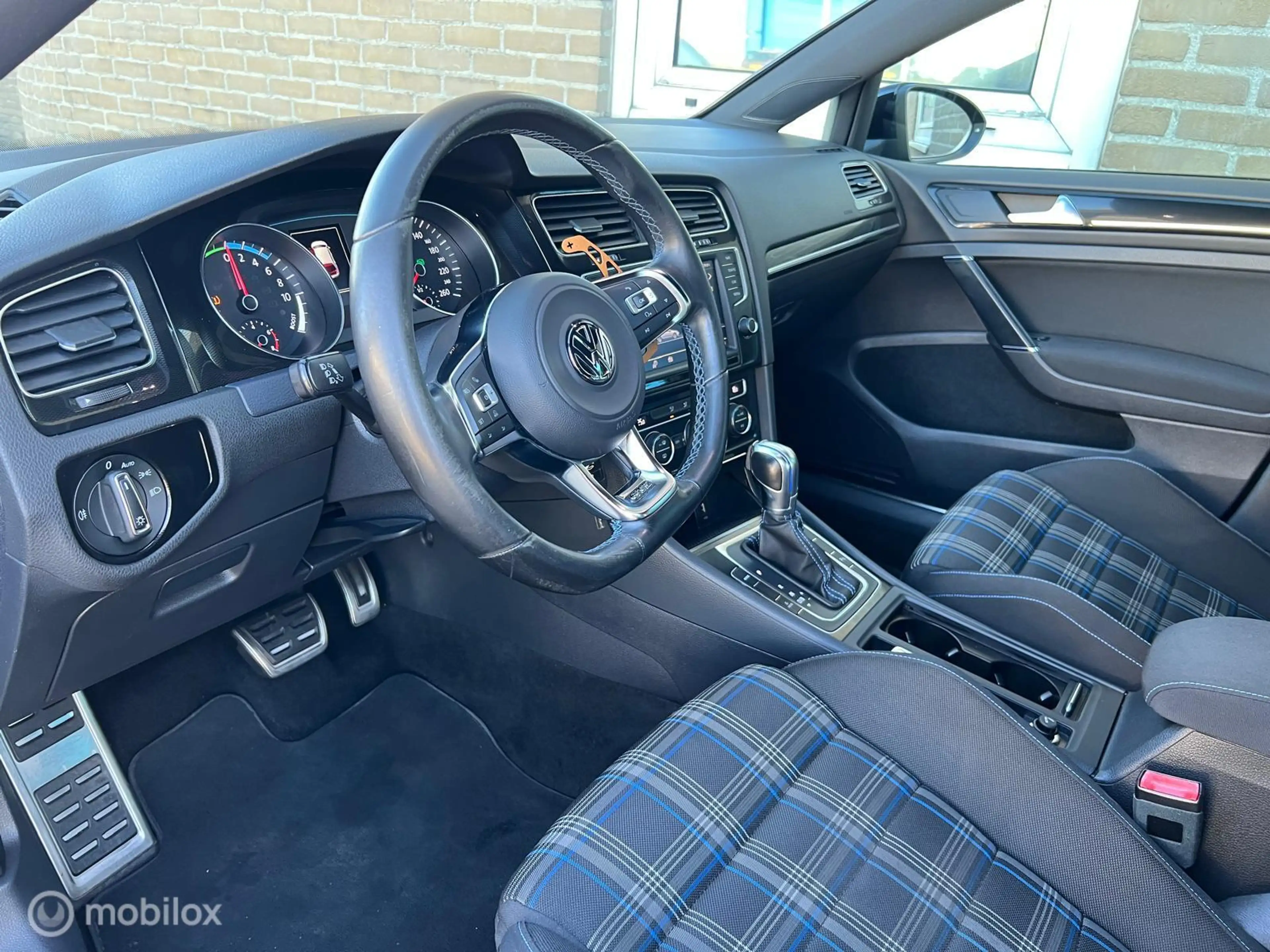 Volkswagen Golf GTE 1.4 TSI Automaat| Camera| Sensoren| NAP — photo 4