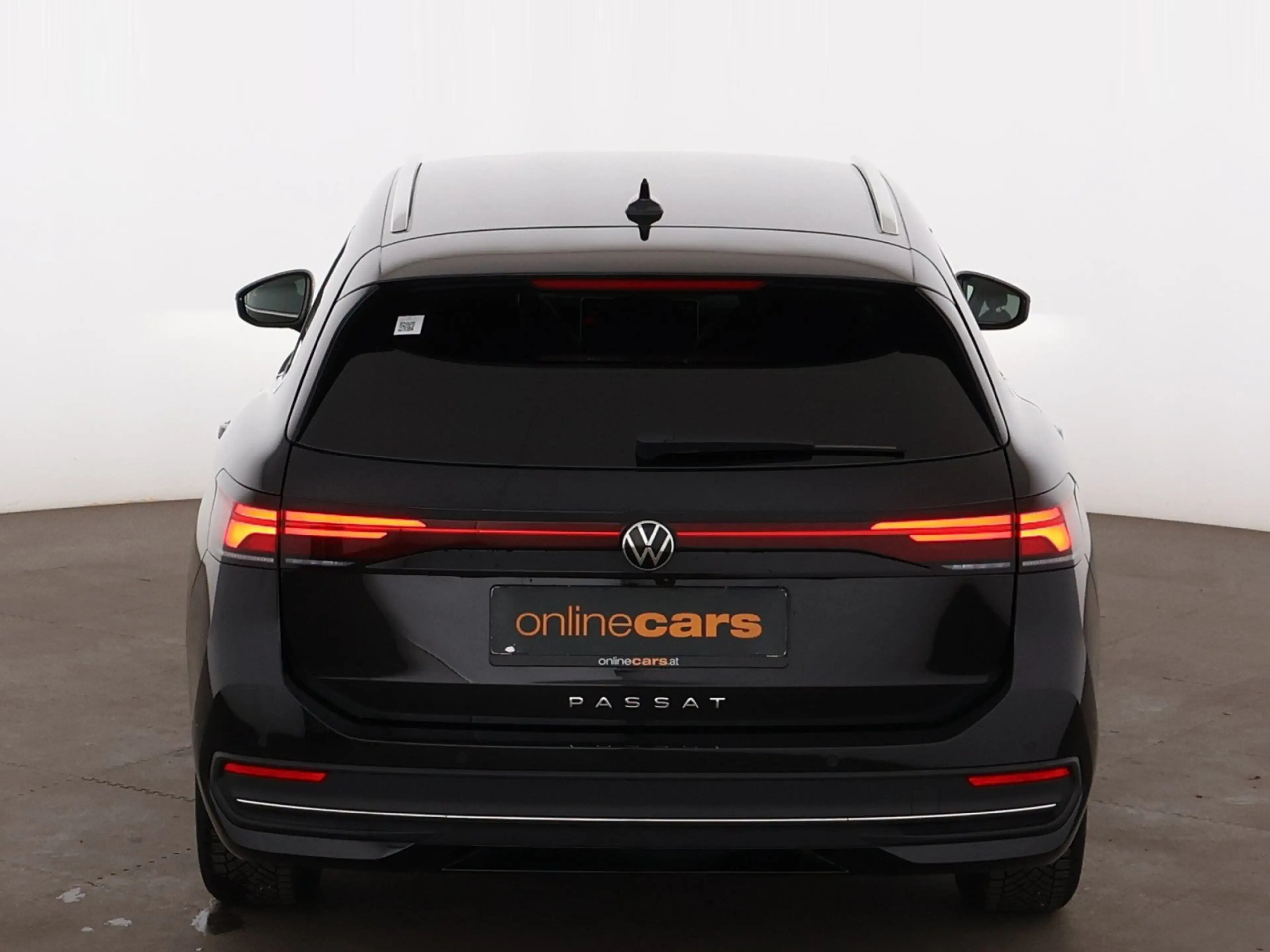 Volkswagen Passat Variant 2.0 TDI Business Aut LED 360-CAM — photo 8