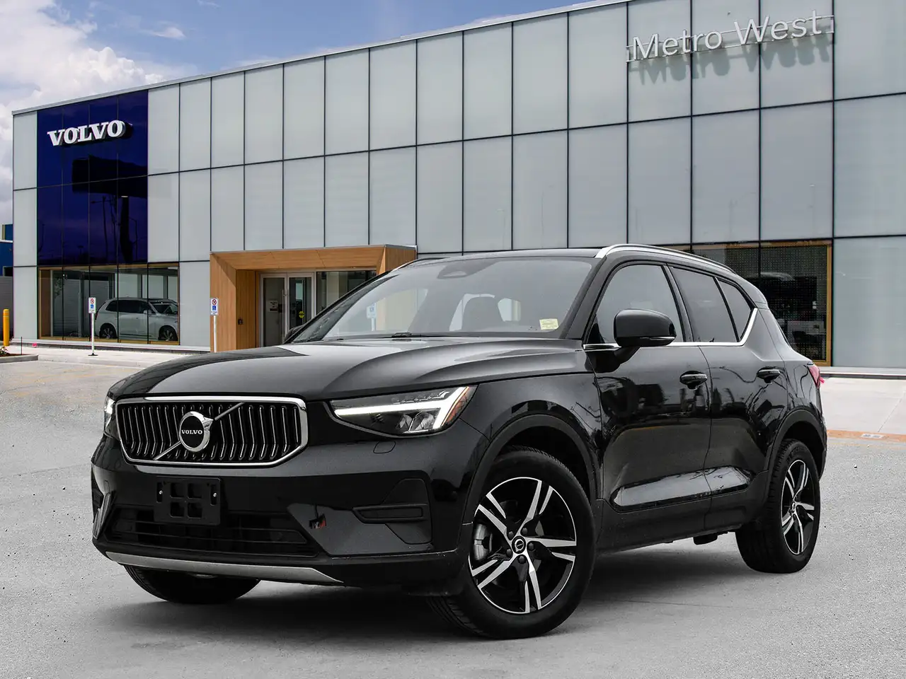 2025 Volvo XC40