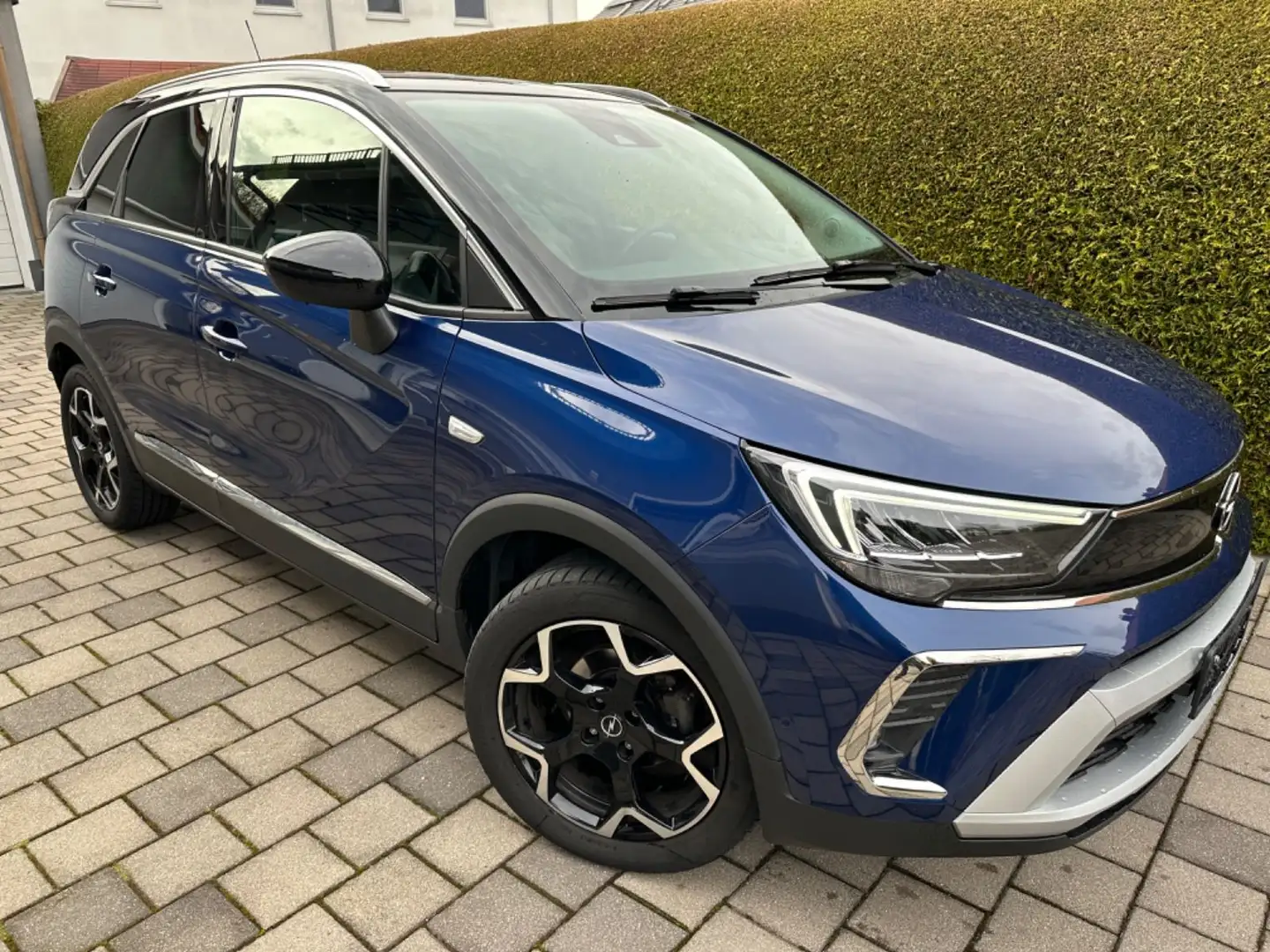 Opel Crossland X 1.5 Cdti Ultimate LED Head-Up SHZ Blau - 1