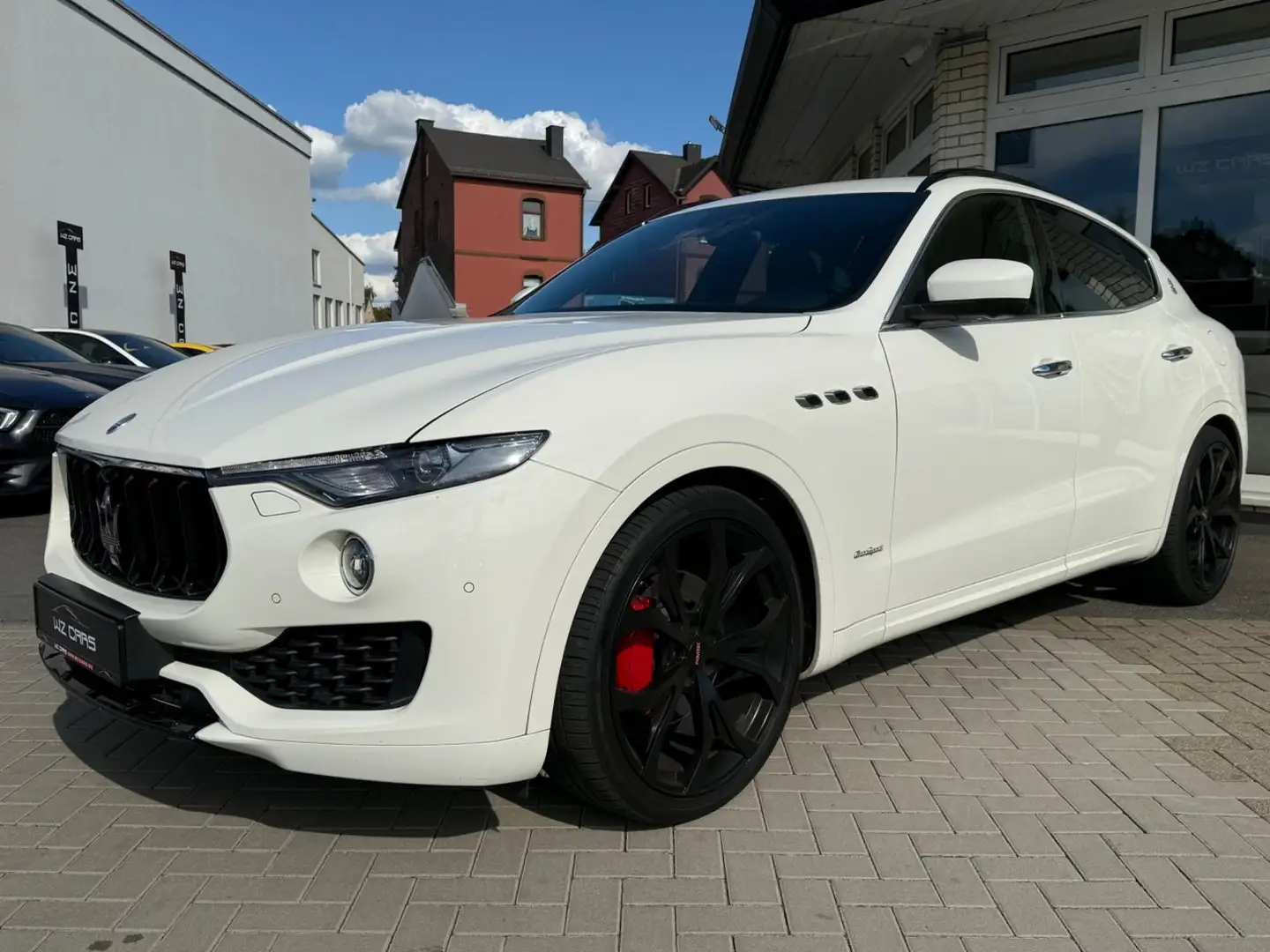 Maserati Levante GranLusso SQ4 Pano Vollausstattung Blanc - 1