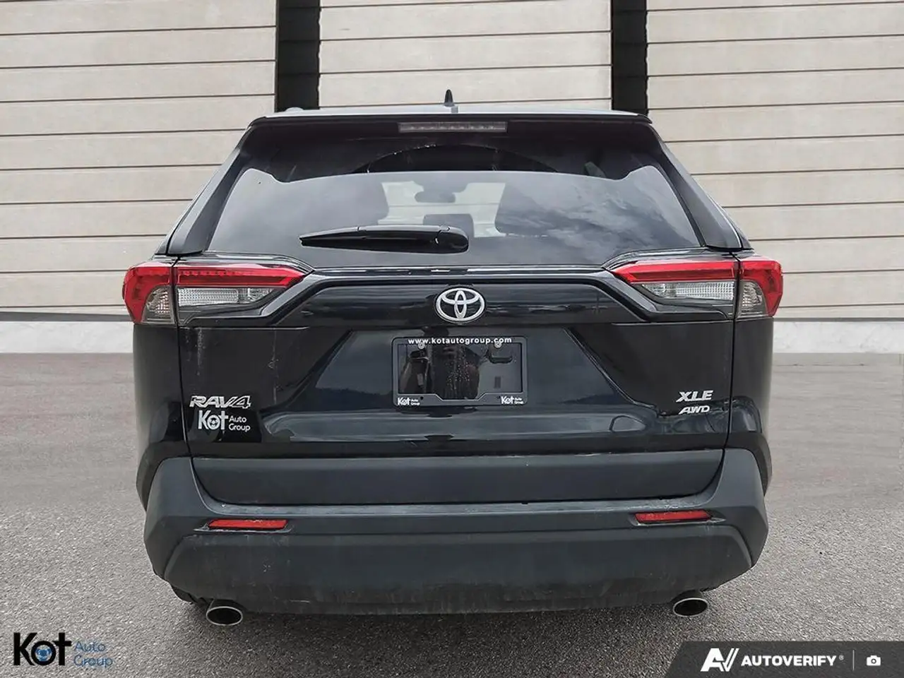 Toyota RAV 4 снимка Toyota RAV 4