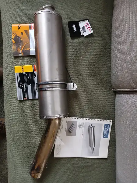 Aprilia RSV Mille - foto 8