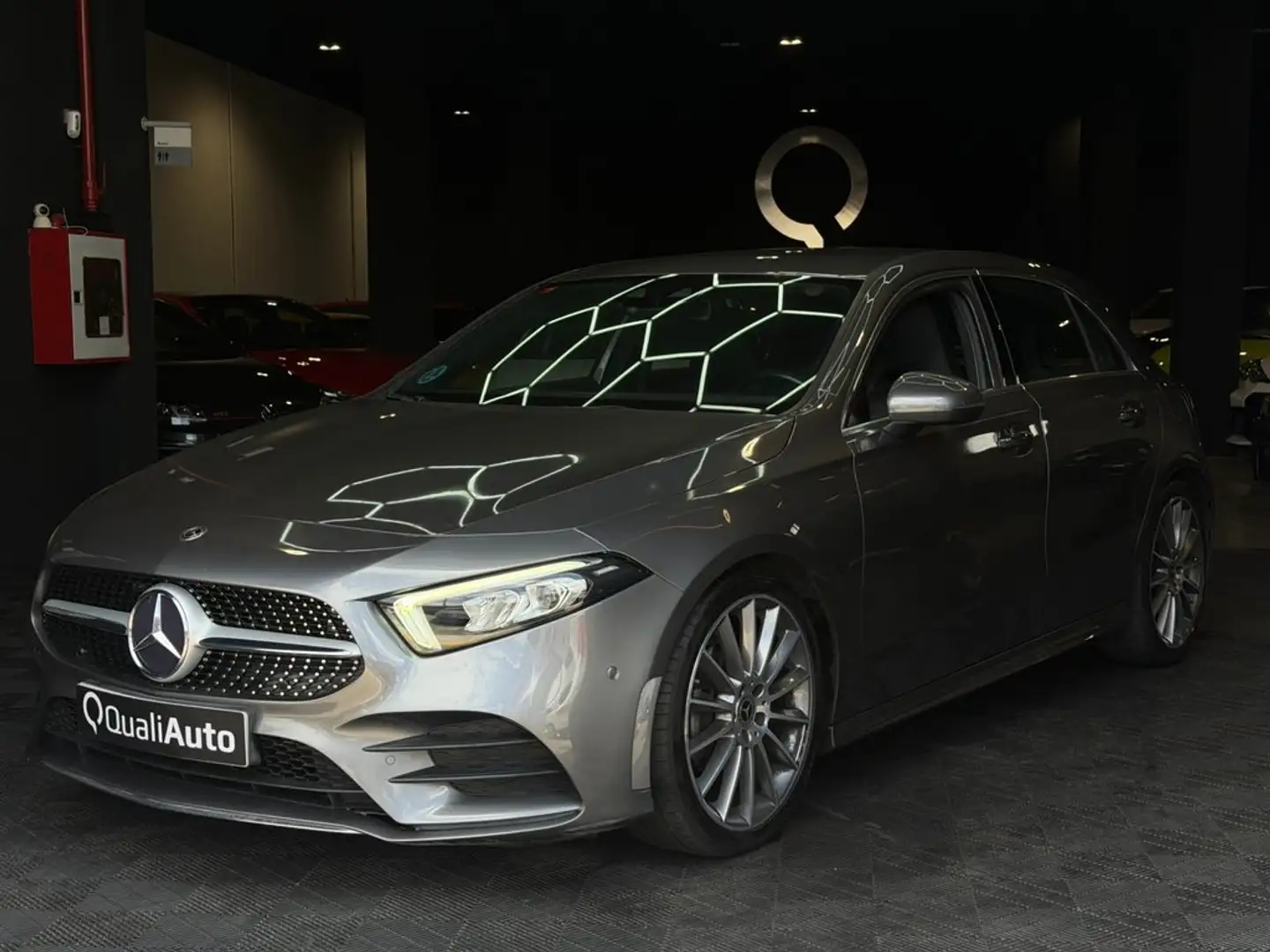 Mercedes-Benz A 180 Gris - 2