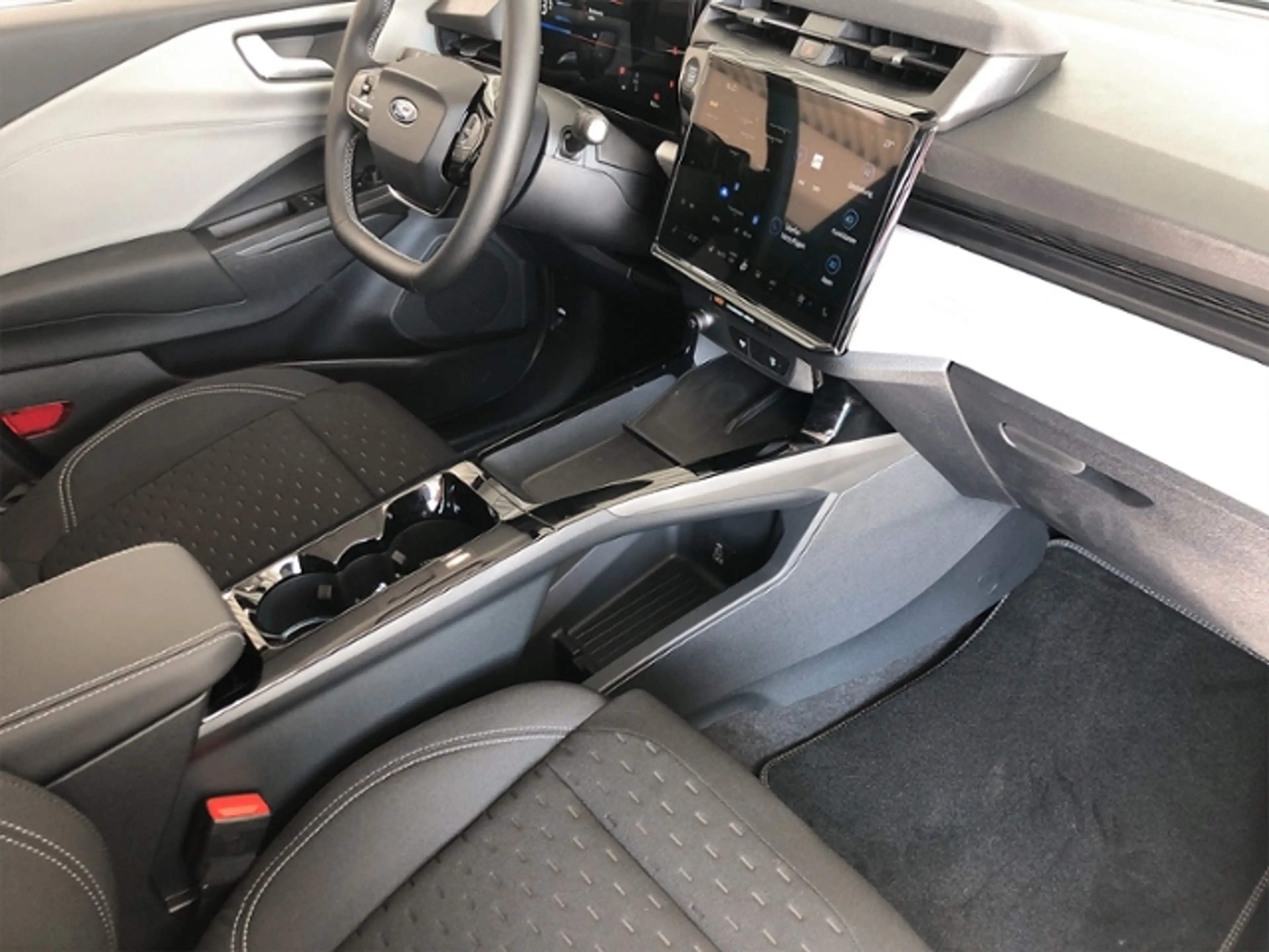 Ford Puma Gen-E Gen E — photo 10
