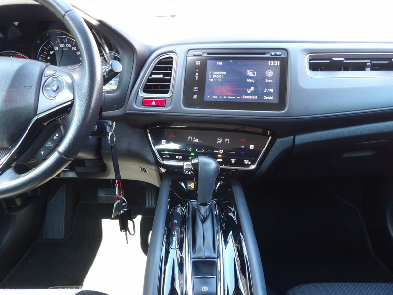 Honda HR-V 1.5 i-VTEC Elegance AUTOMAAT //STYL PAKKET //VOLLE — photo 11