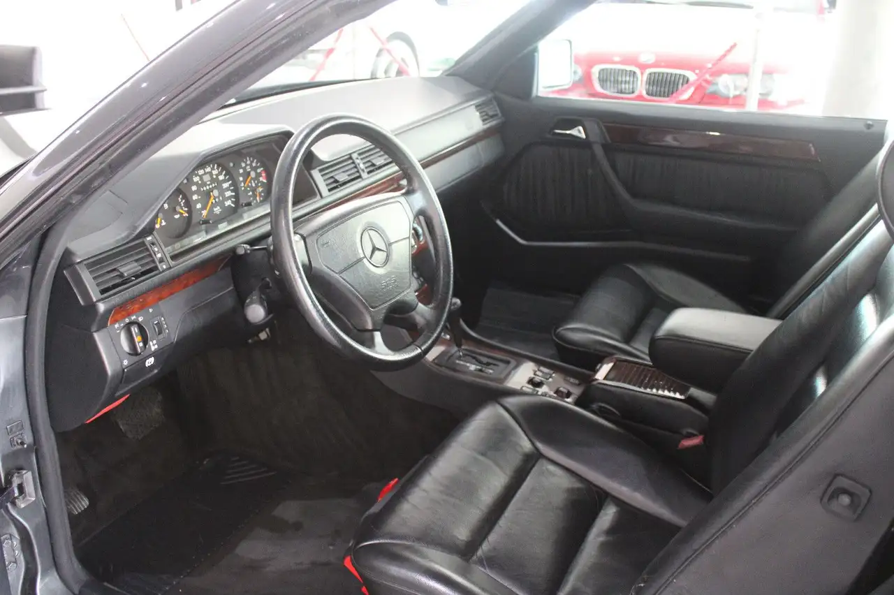 Mercedes-Benz E 220 Cabrio KLIMA LEDER I.HAND *CLASSIC DATA 2*, foto 3