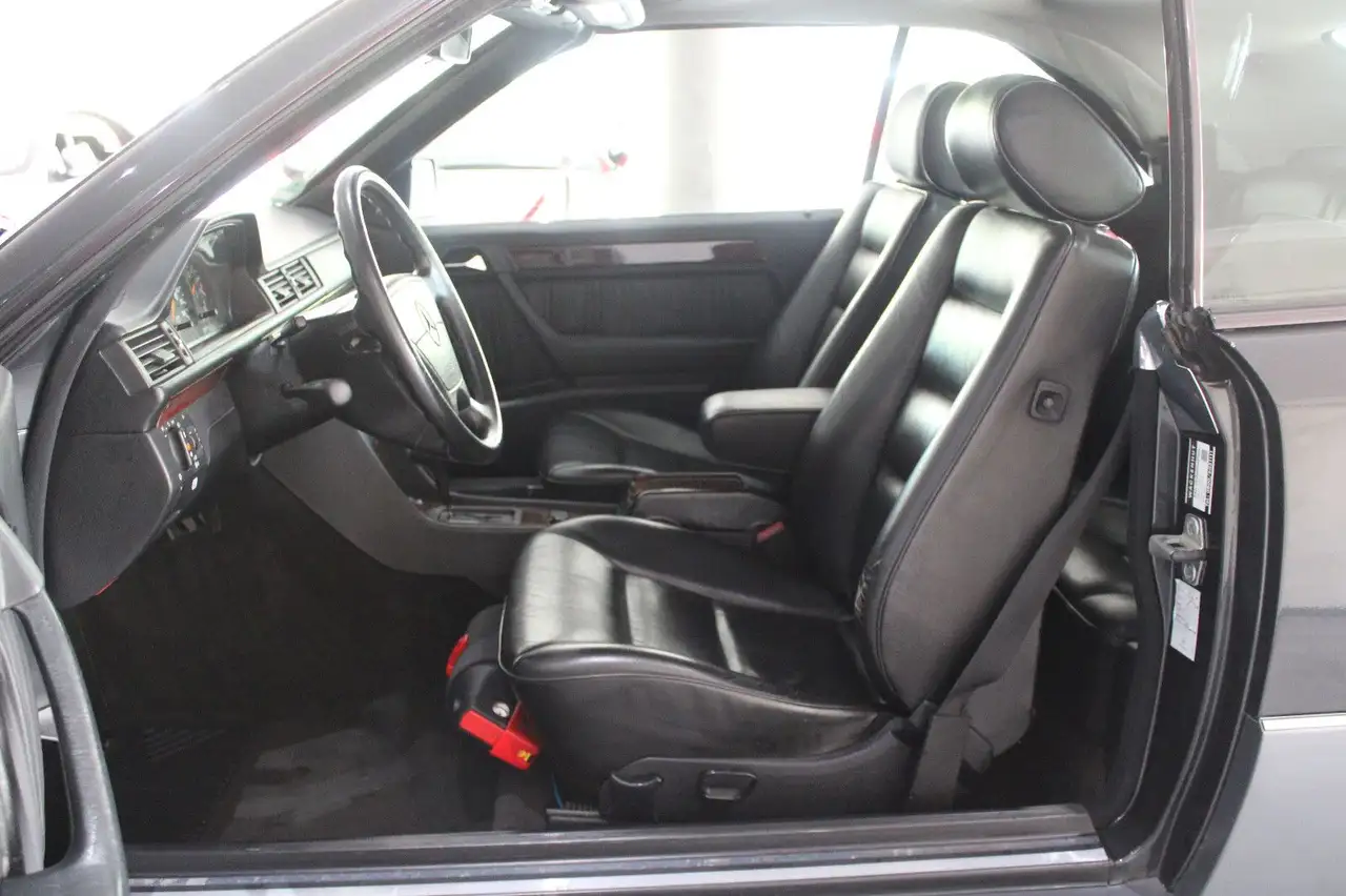 Mercedes-Benz E 220 Cabrio KLIMA LEDER I.HAND *CLASSIC DATA 2*, foto 7