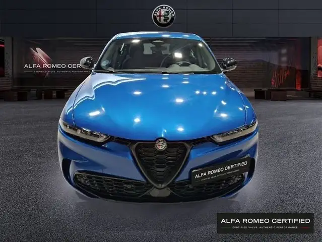 Alfa Romeo Tonale view 2