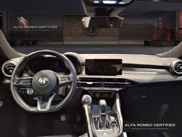 Alfa Romeo Tonale view 8