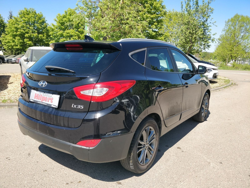 Hyundai iX35 IX 35 (TUCSON) 1,6 135PS  PANO Leder AHK NAVI RF — photo 4