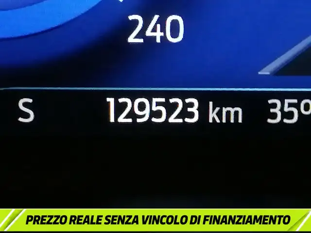 Ford Kuga view 30