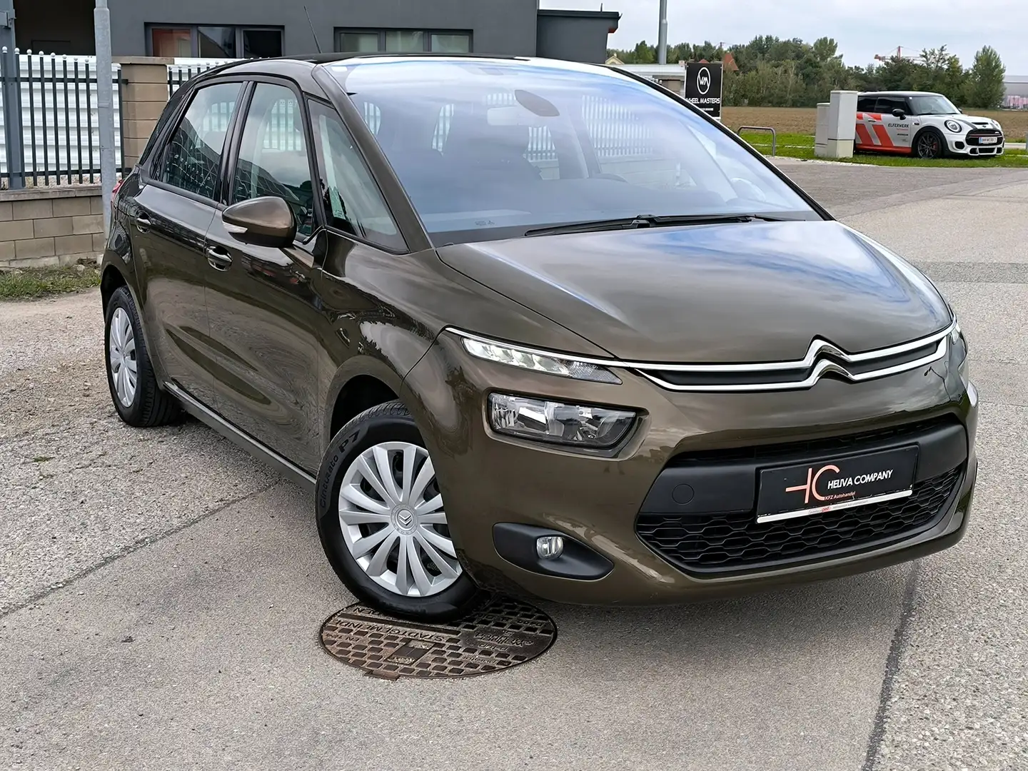 Citroen C4 Picasso C4 Picasso e-HDi 115 Attraction Attraction Brun - 1