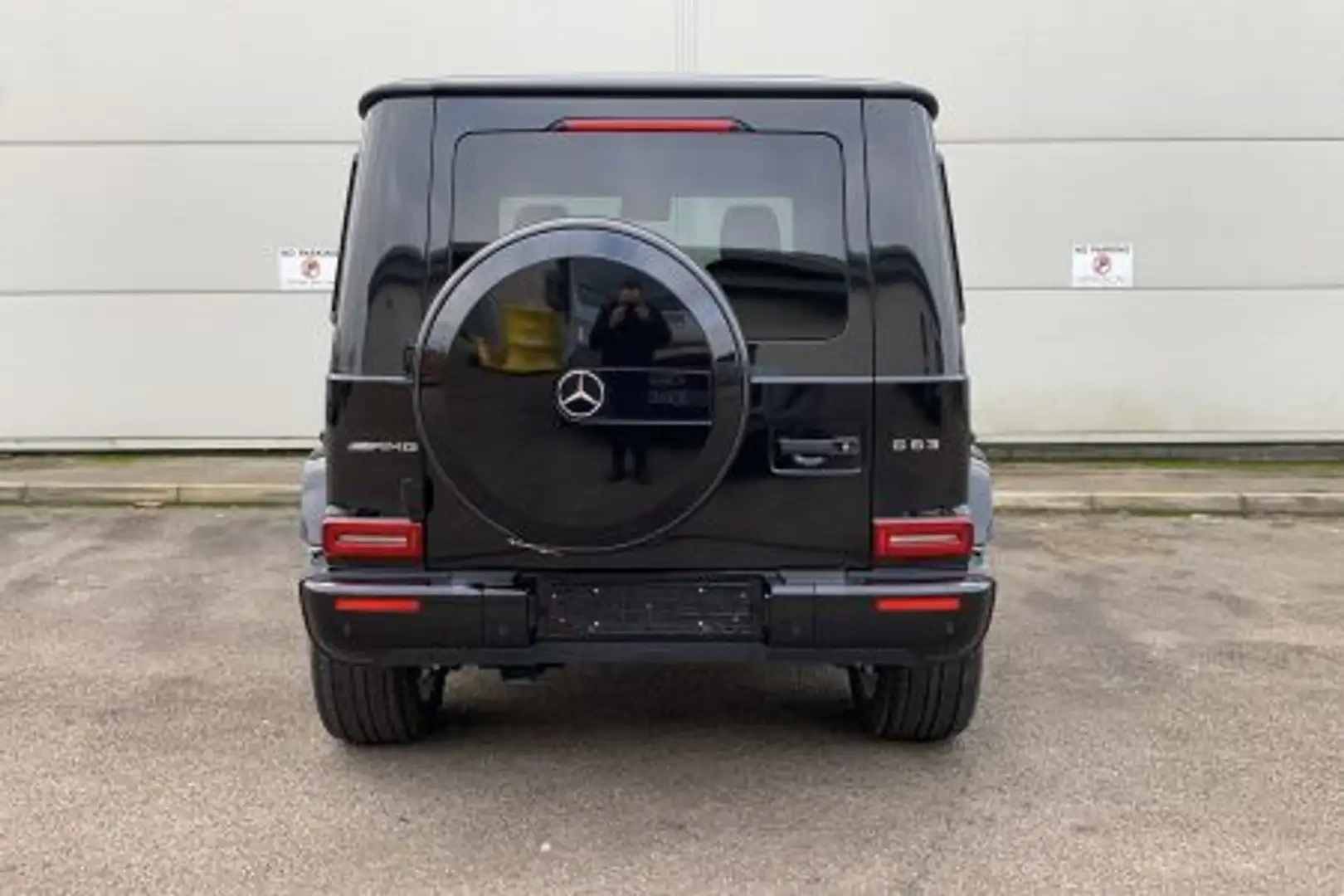Mercedes-Benz G 63 AMG 4Matic 9G-Tronic Schwarz - 2