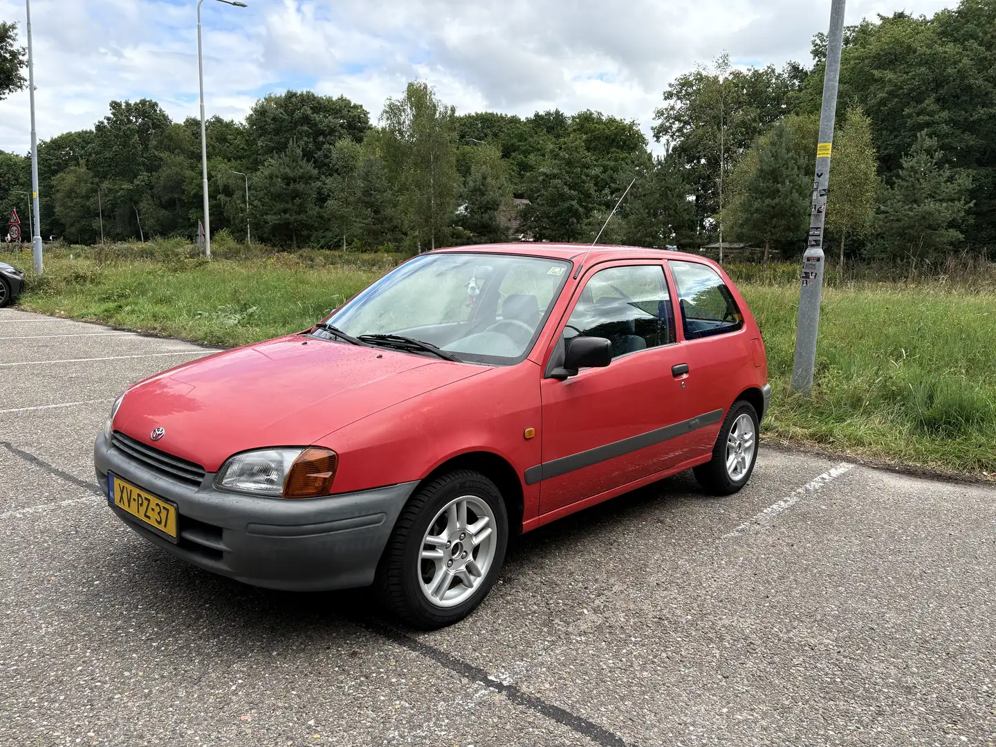 Toyota Starlet 1.3-16V Piros - 1