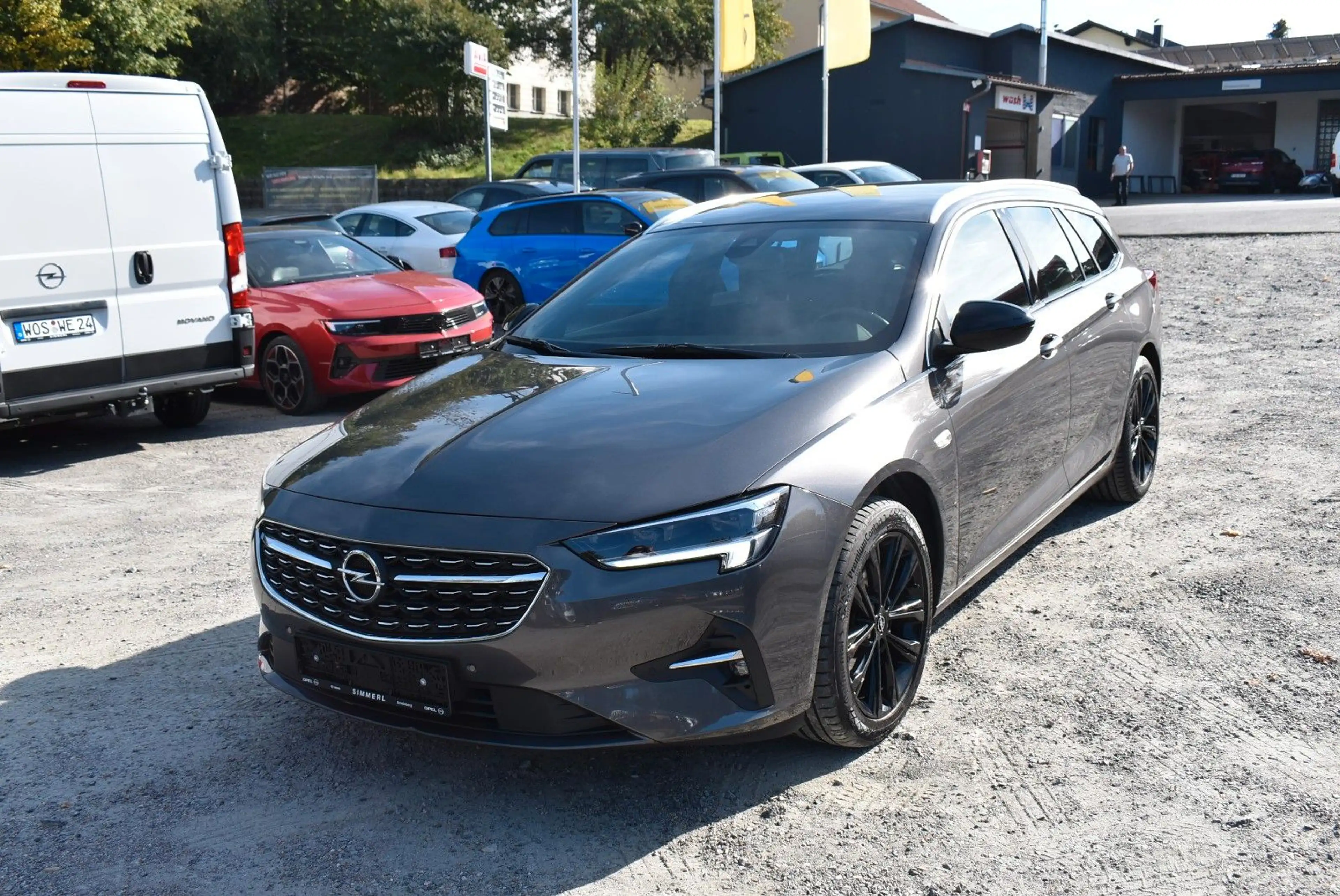 Opel Insignia B Sports Tourer 4x4 — photo 2