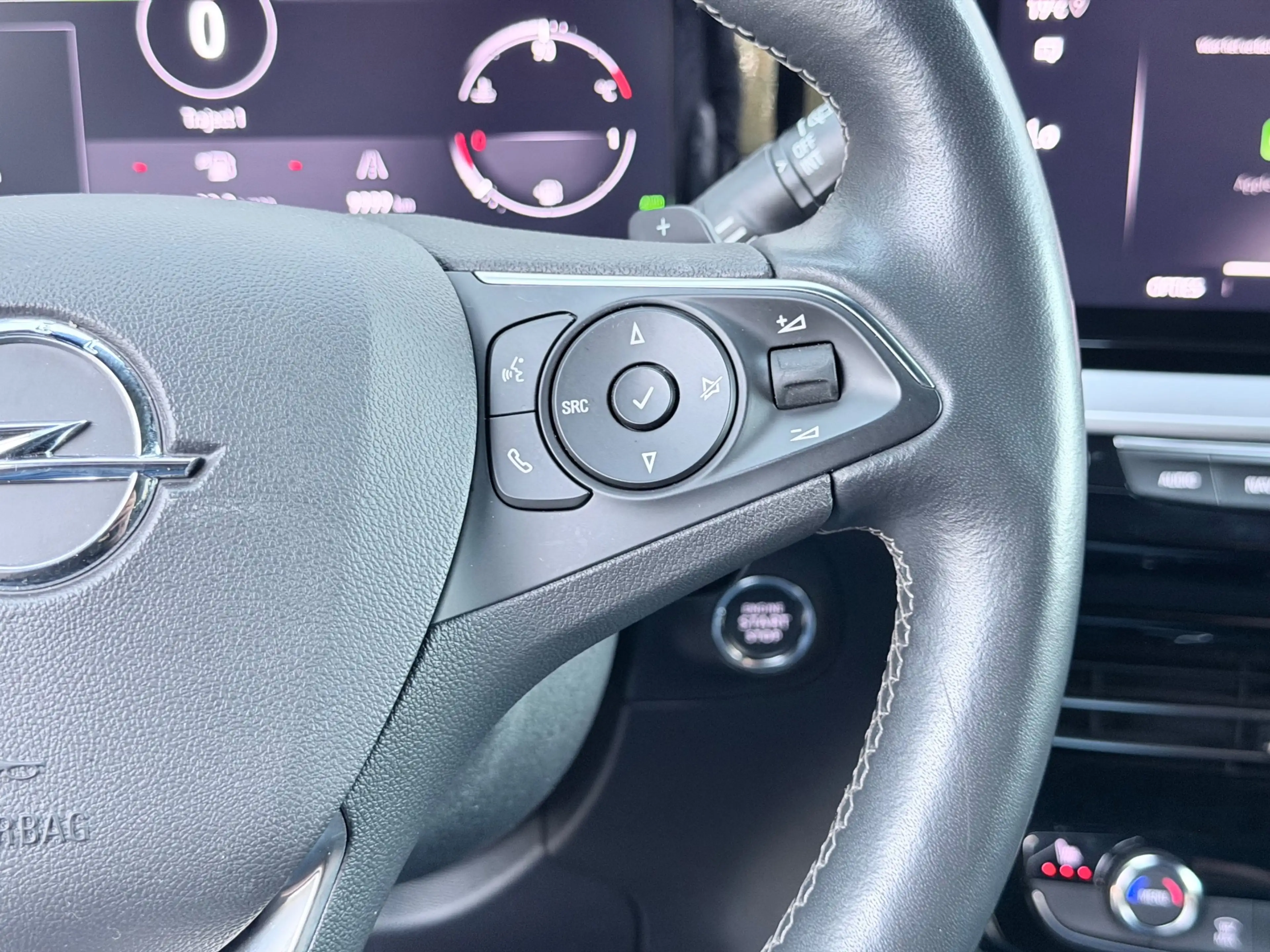 Opel Mokka 1.2 Turbo Ultimate AppleCarPlay/Camera — photo 15