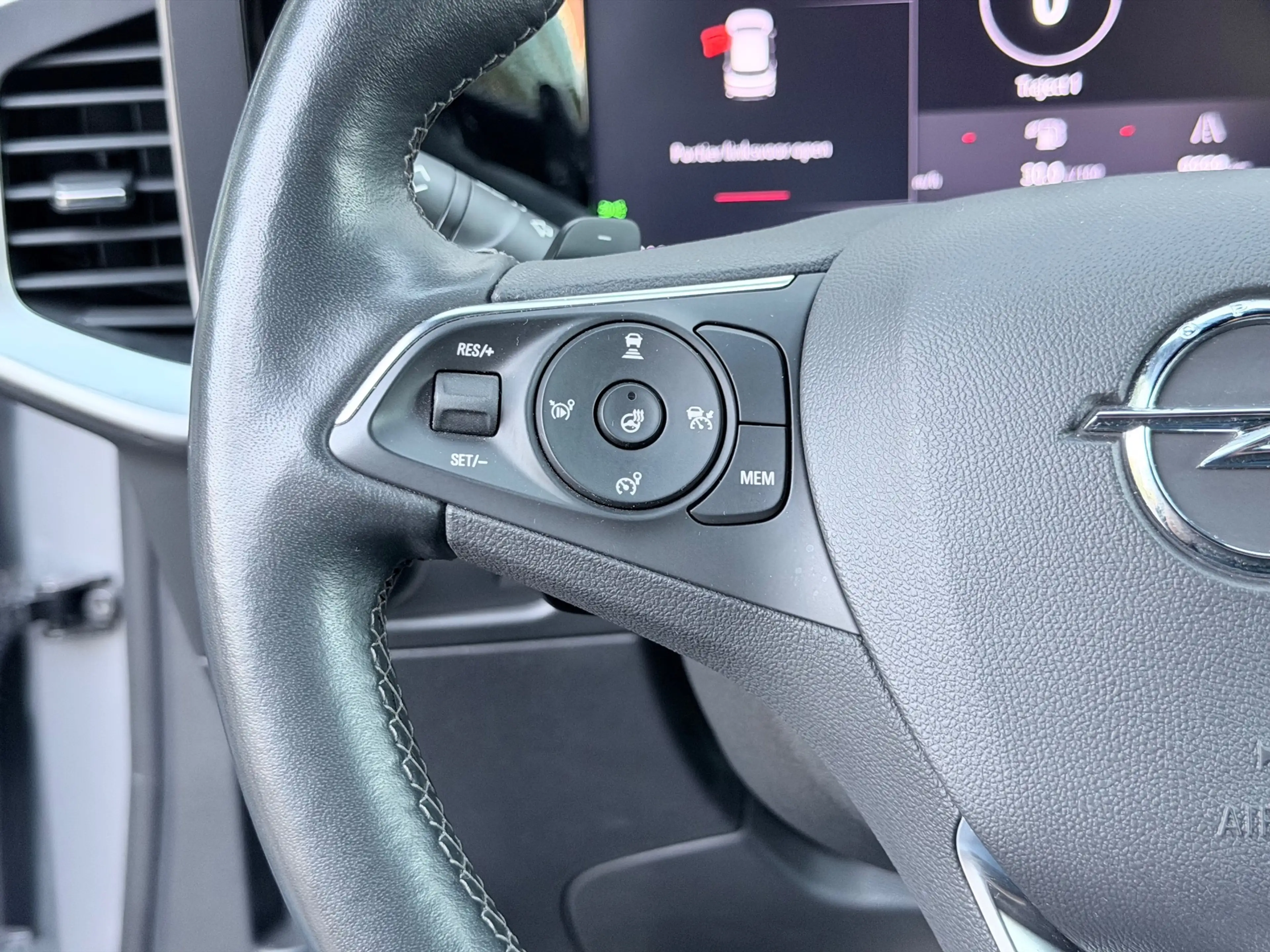 Opel Mokka 1.2 Turbo Ultimate AppleCarPlay/Camera — photo 14