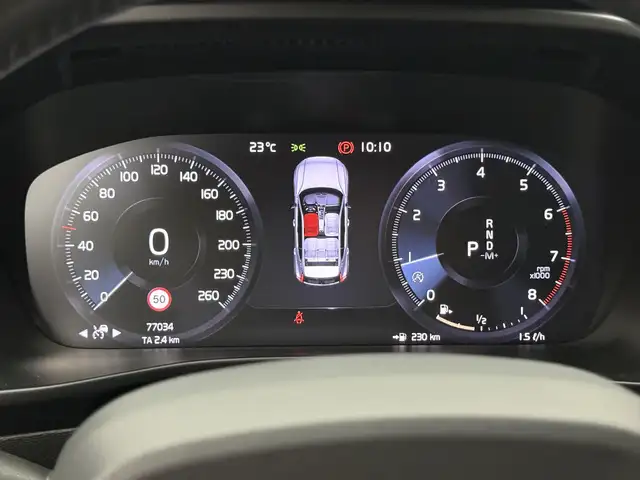 Volvo XC40 view 21