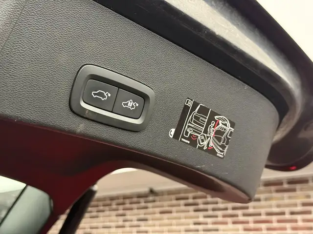 Volvo XC40 view 29