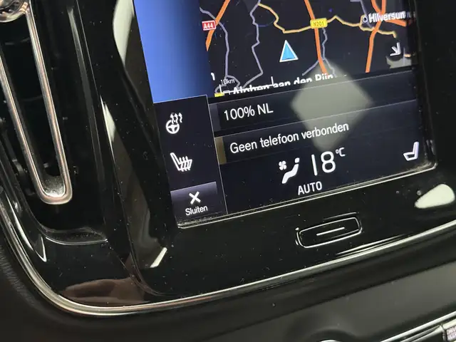 Volvo XC40 view 16