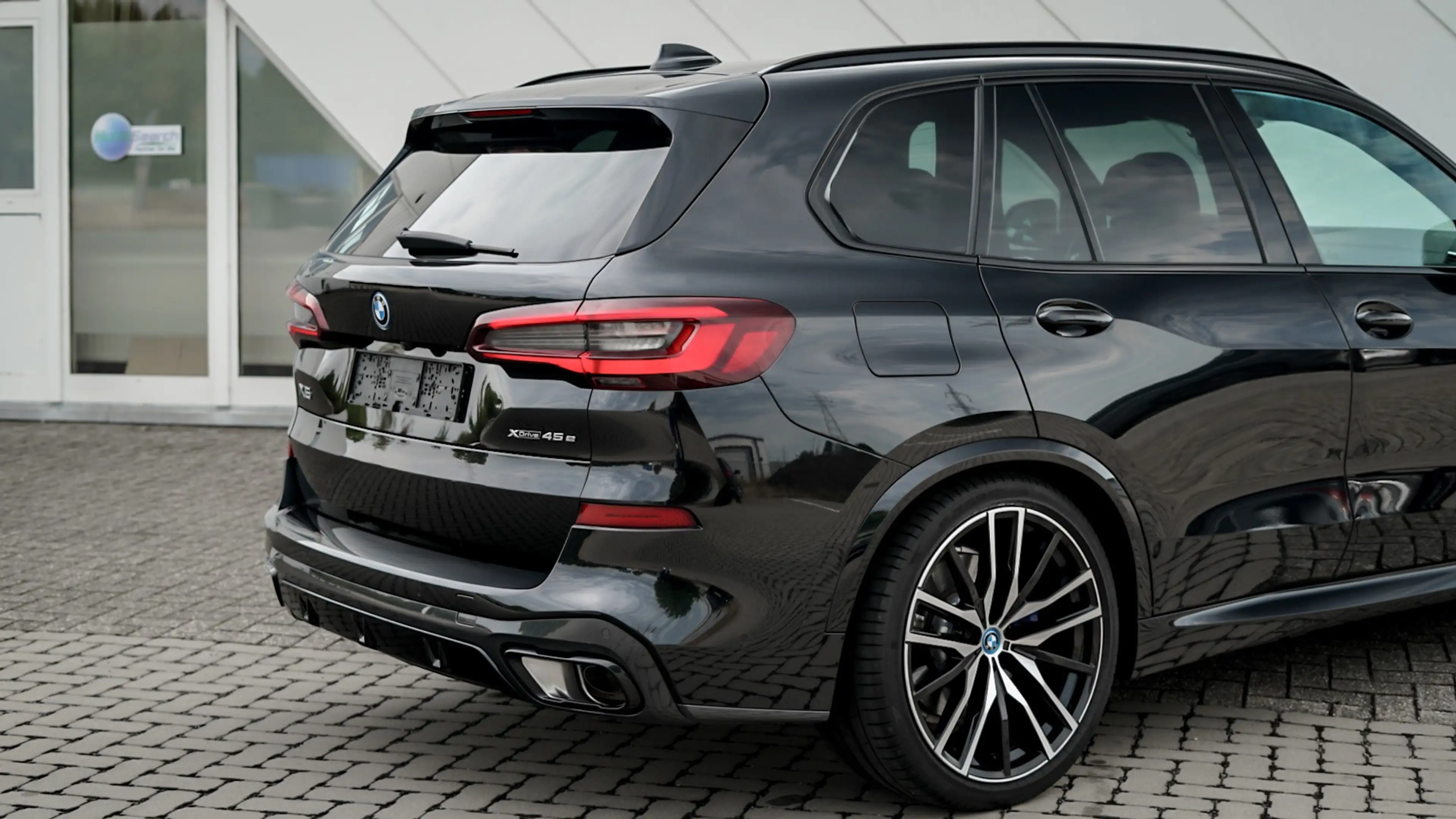 BMW X5 xDrive45e LASER | 360 CAMERA | DIS. key | HUD | PANO | KEYLESS | PROF. DRIVING ASSISTANCE | GEKOELDE ZETELS | — photo 13